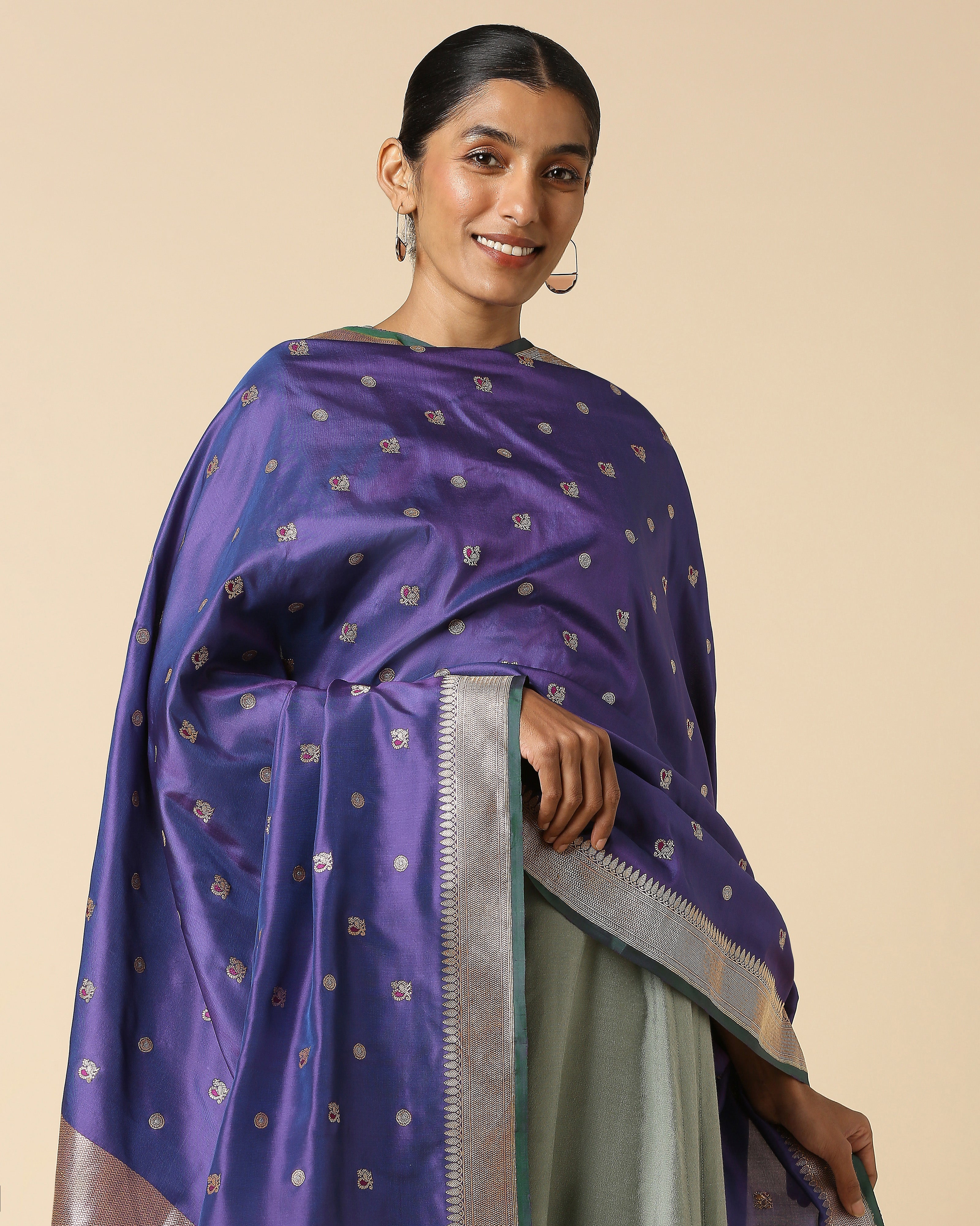 Yashoda Banarasi Kadwa Silk Dupatta