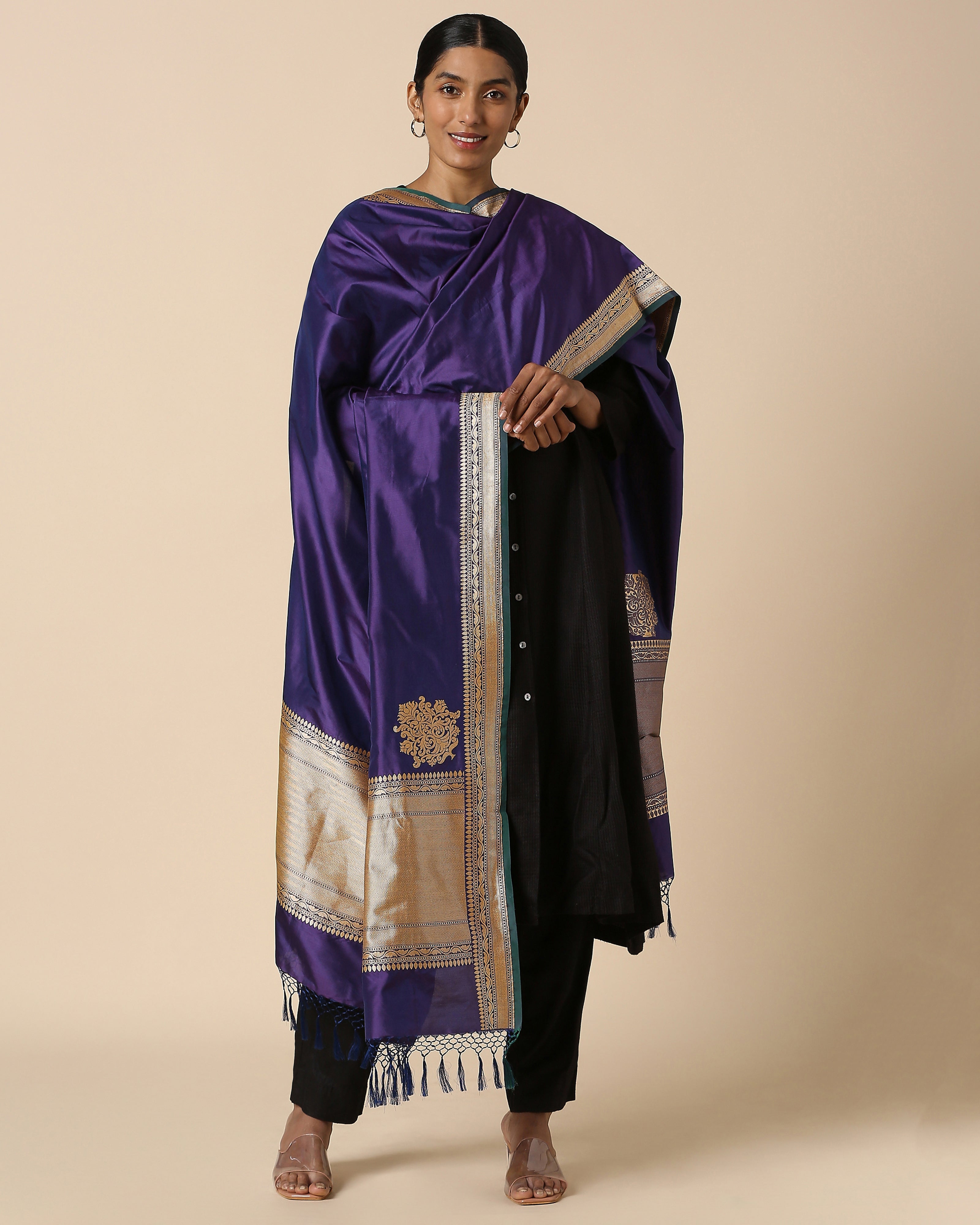 Shakuntala Banarasi Kadwa Silk Dupatta