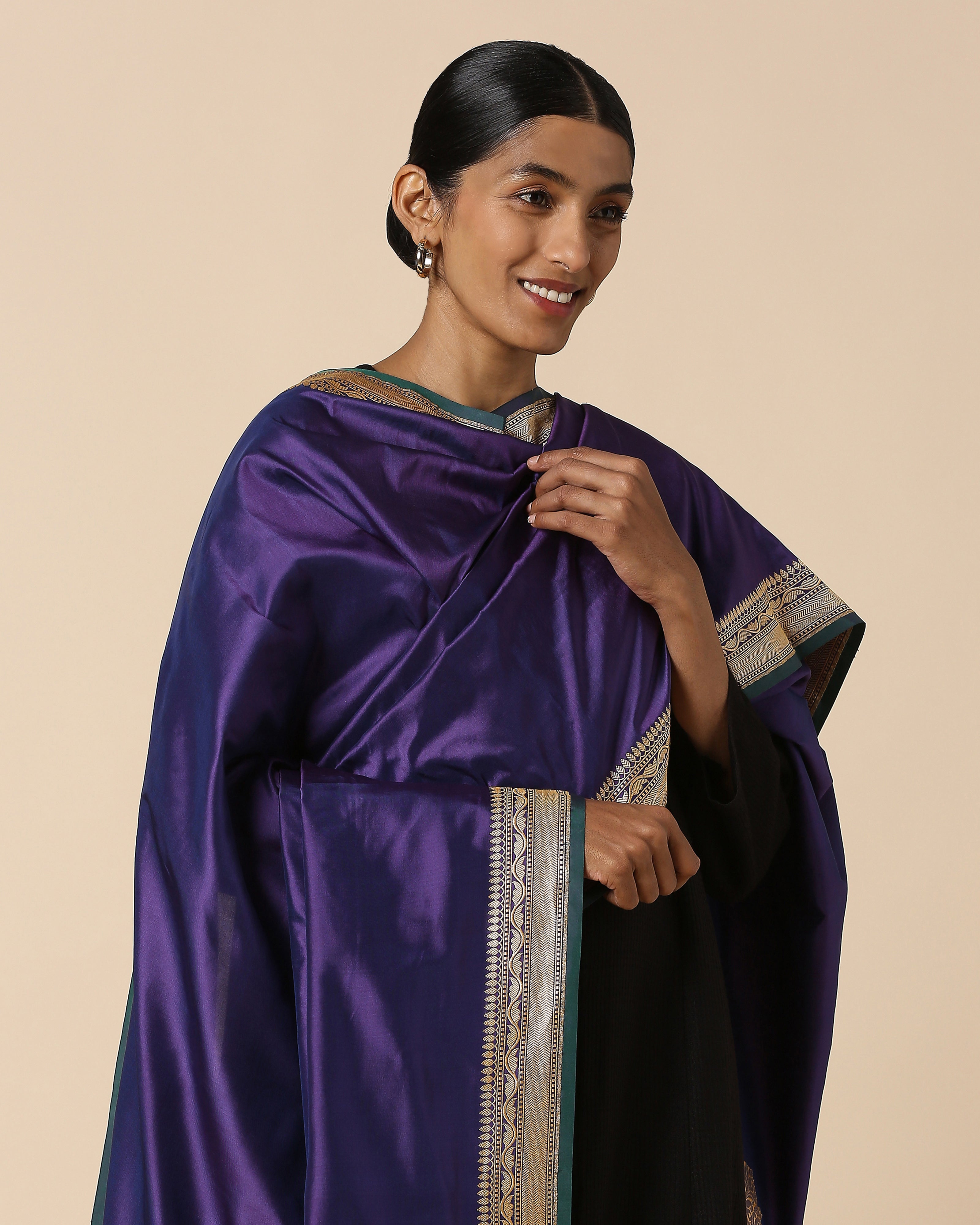 Shakuntala Banarasi Kadwa Silk Dupatta