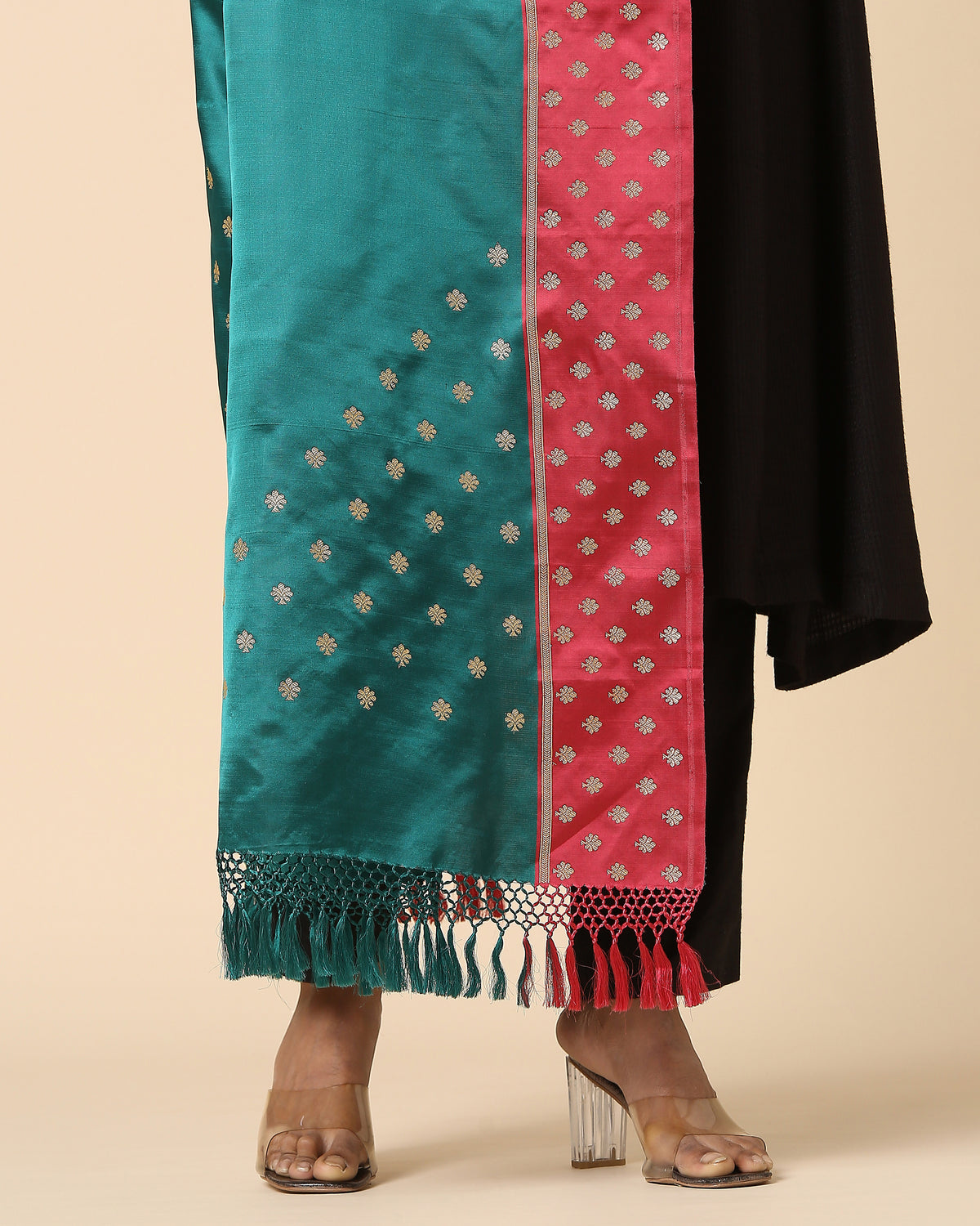 Harleen Banarasi Tanchoi And Kadwa Silk Dupatta