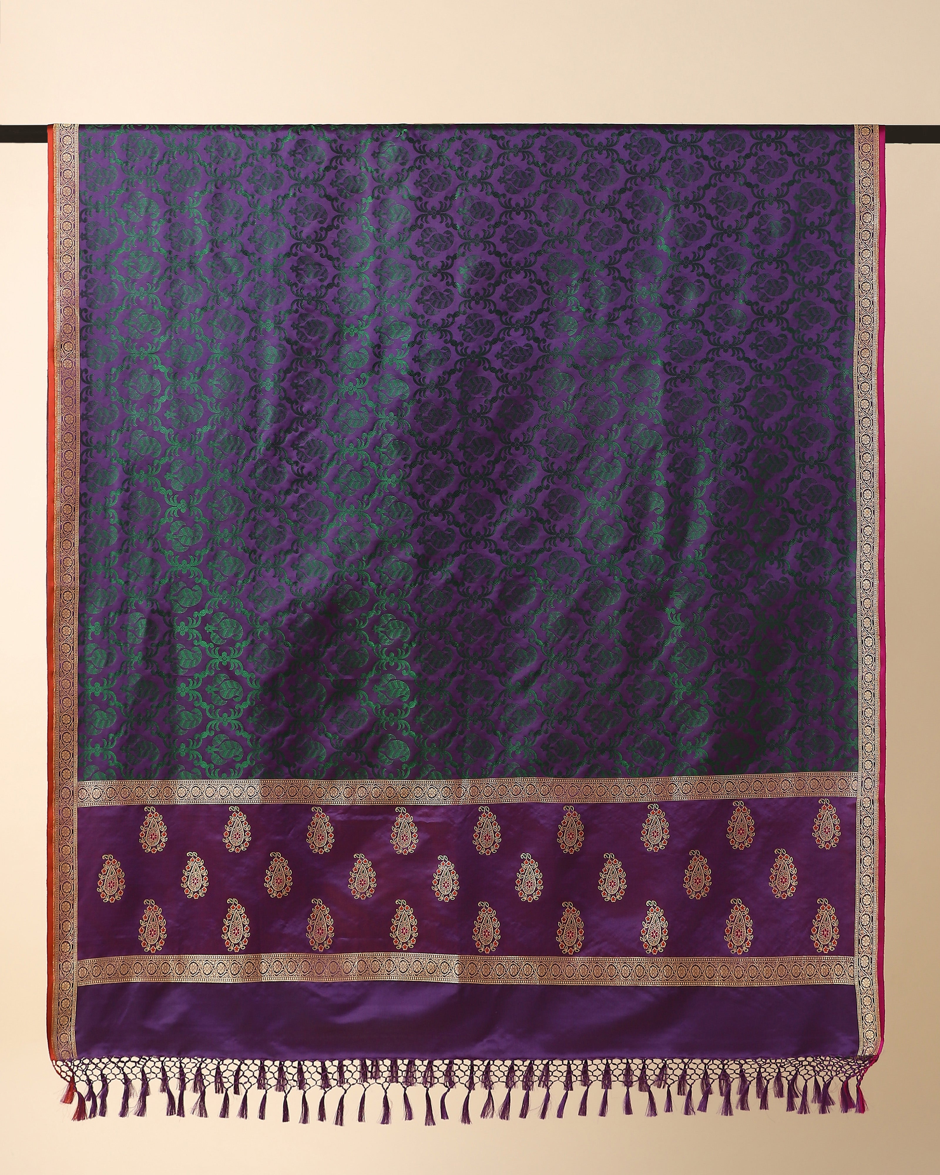 Dorothi Banarasi Tanchoi And Kadwa Silk Dupatta