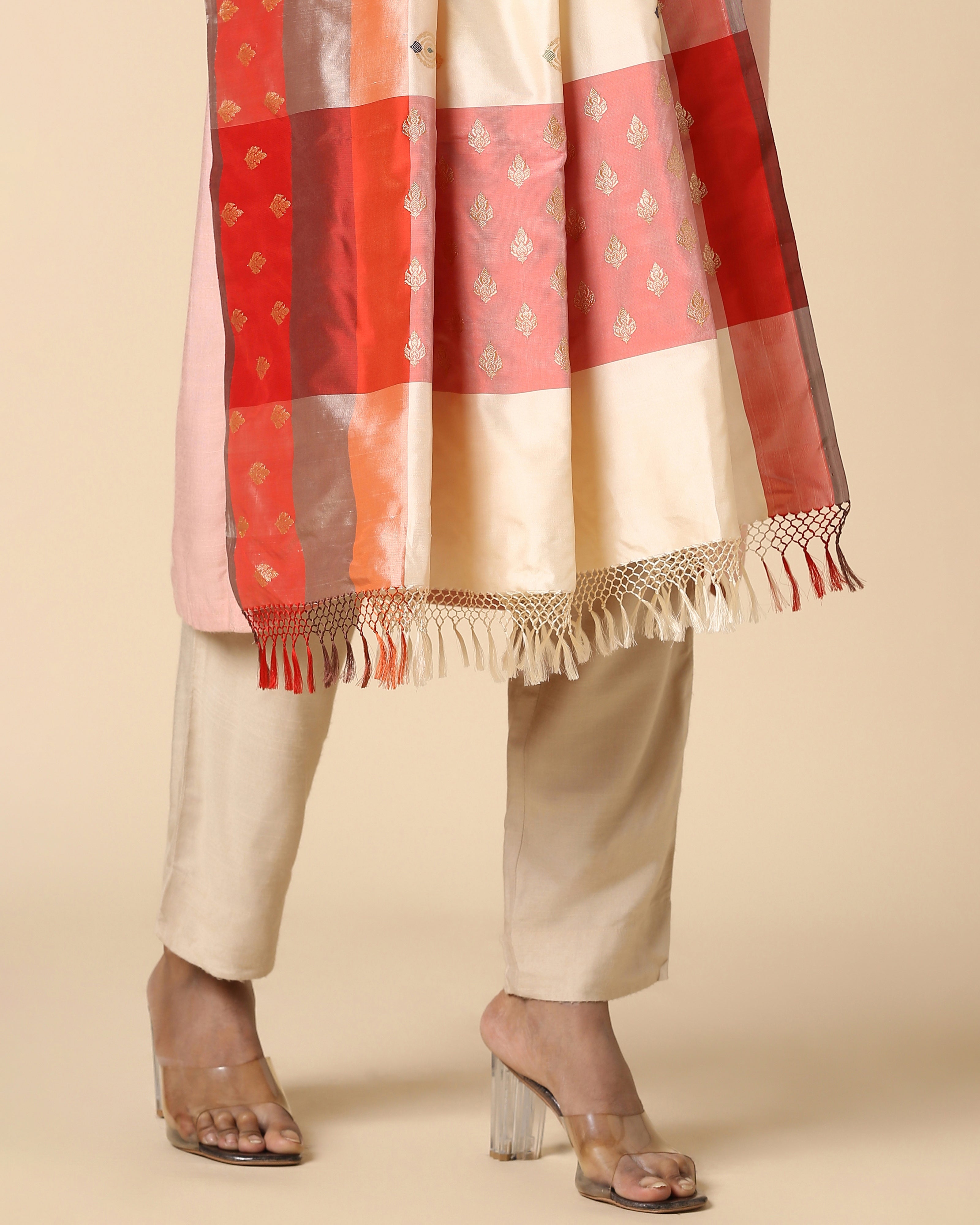 Malee Banarasi Kadwa Silk Dupatta