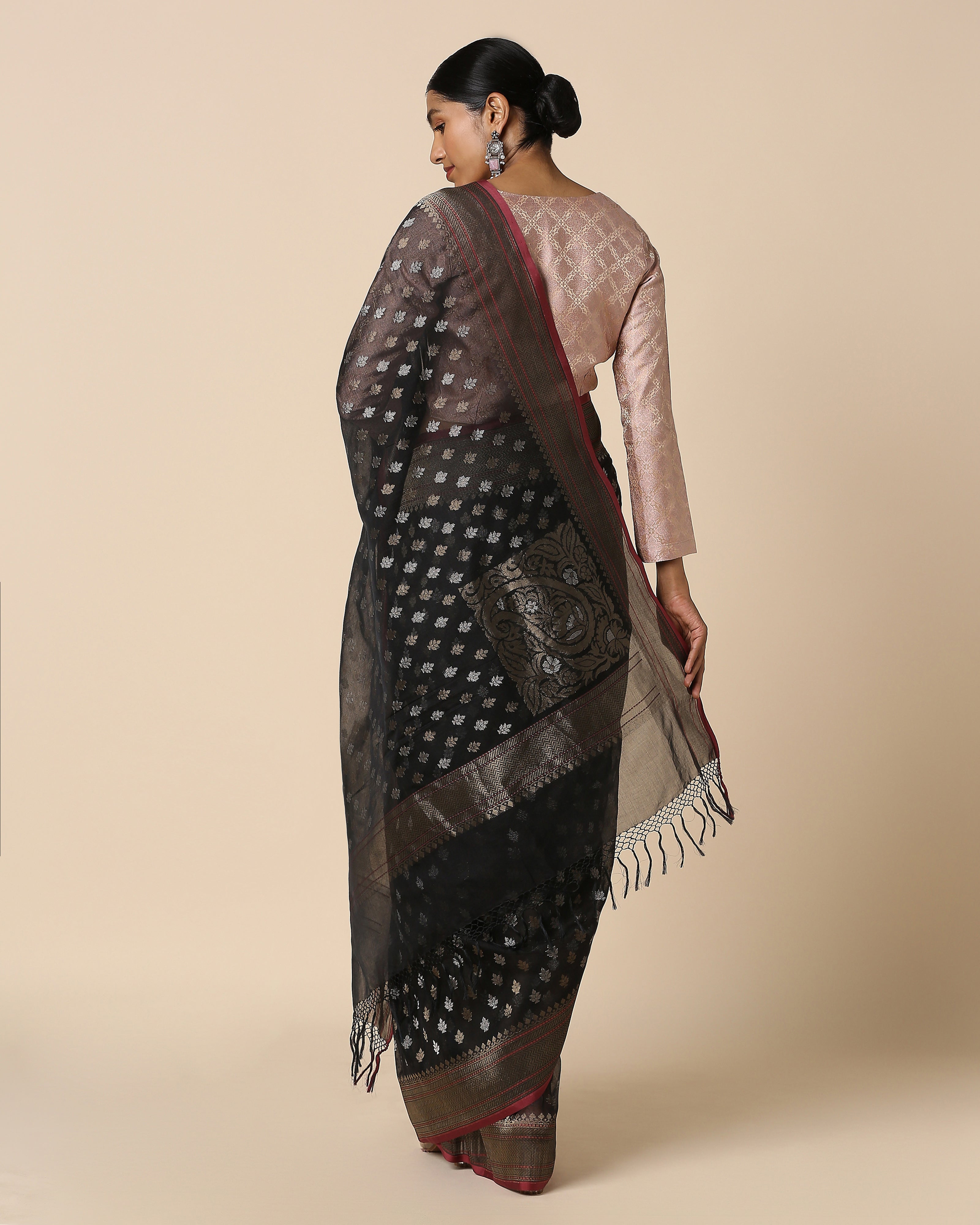 Katha Banarasi Ektara Kadwa Cotton Saree