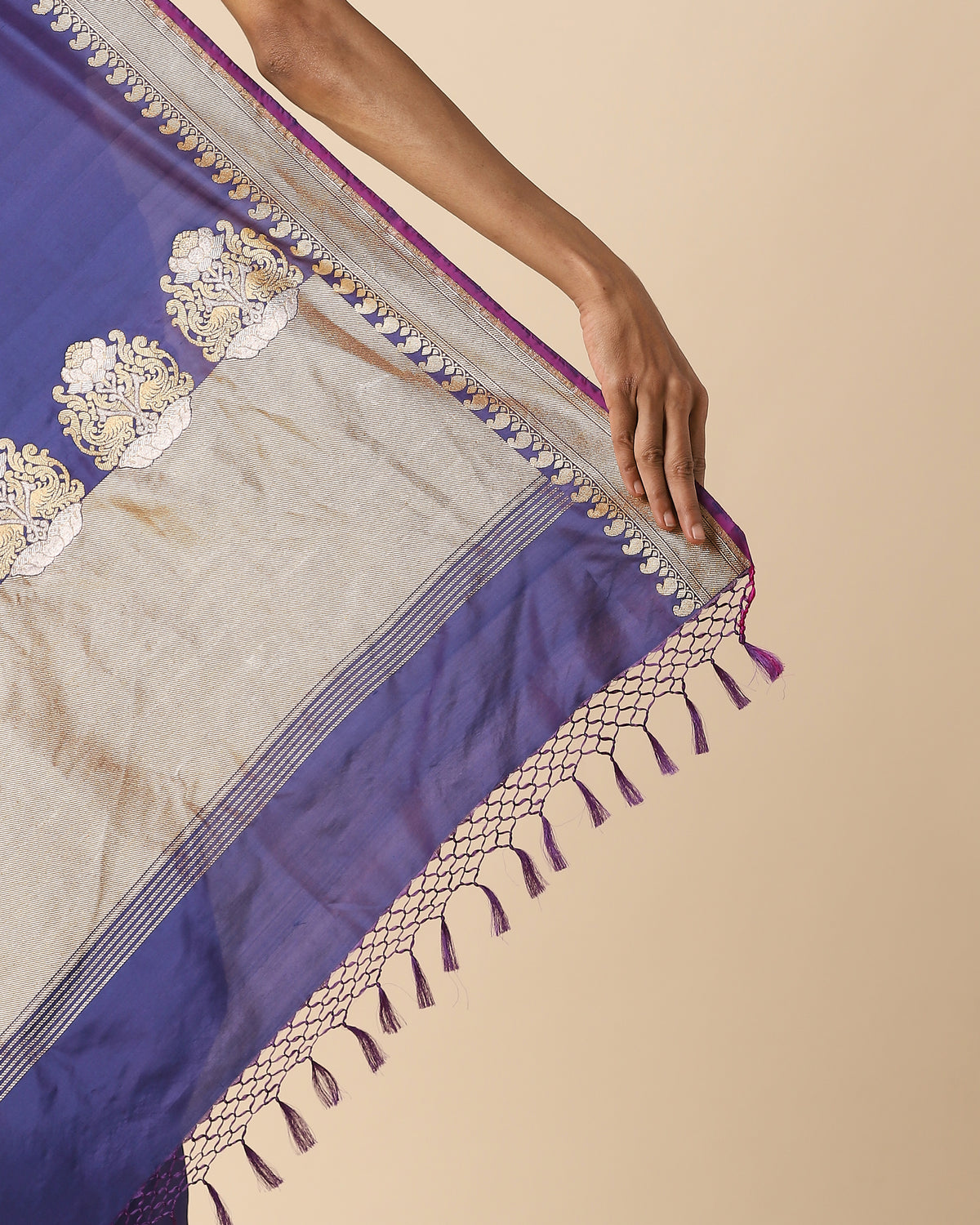Keerthi Banarasi Kadwa Silk Saree