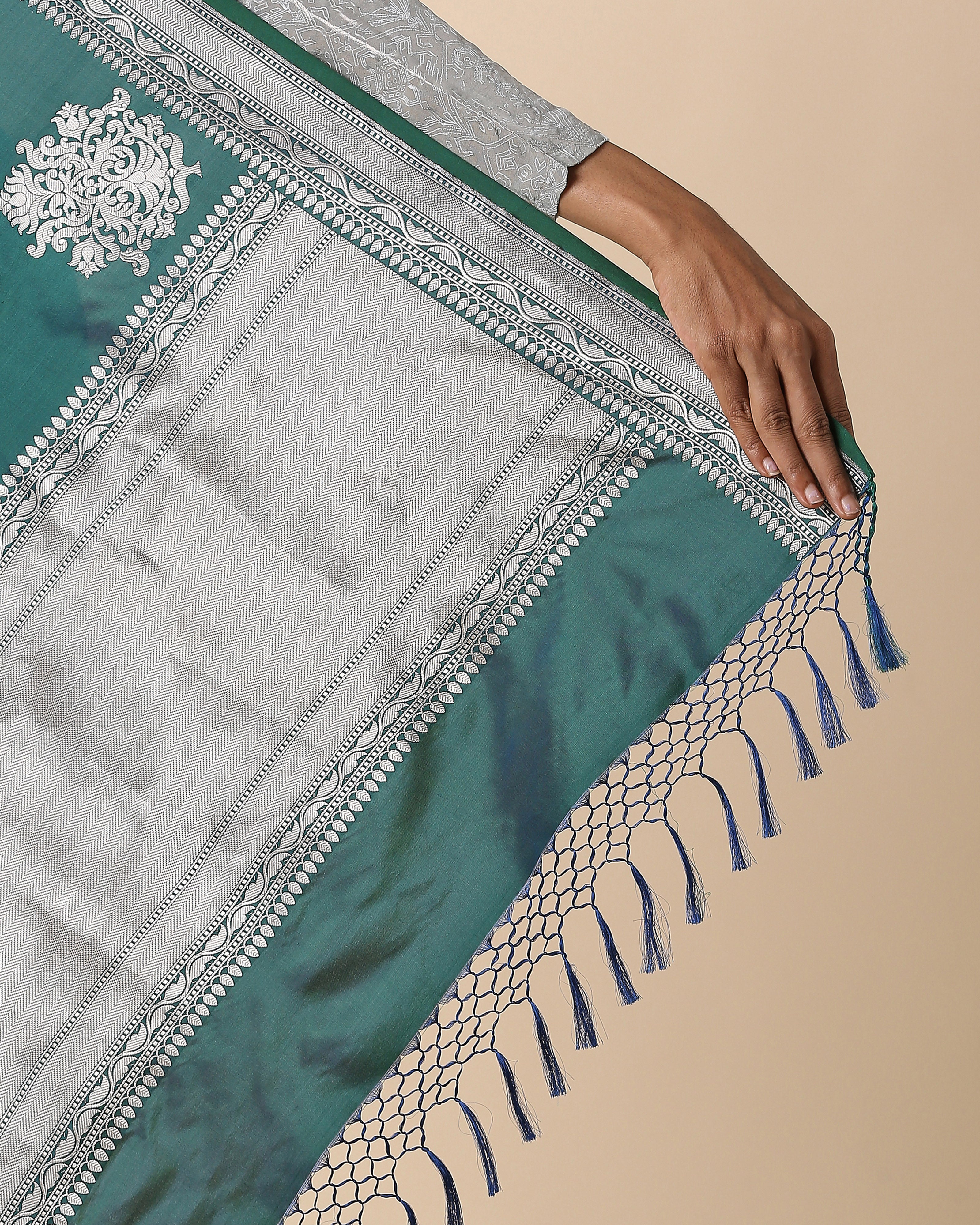 Shakuntala Banarasi Kadwa Silk Saree