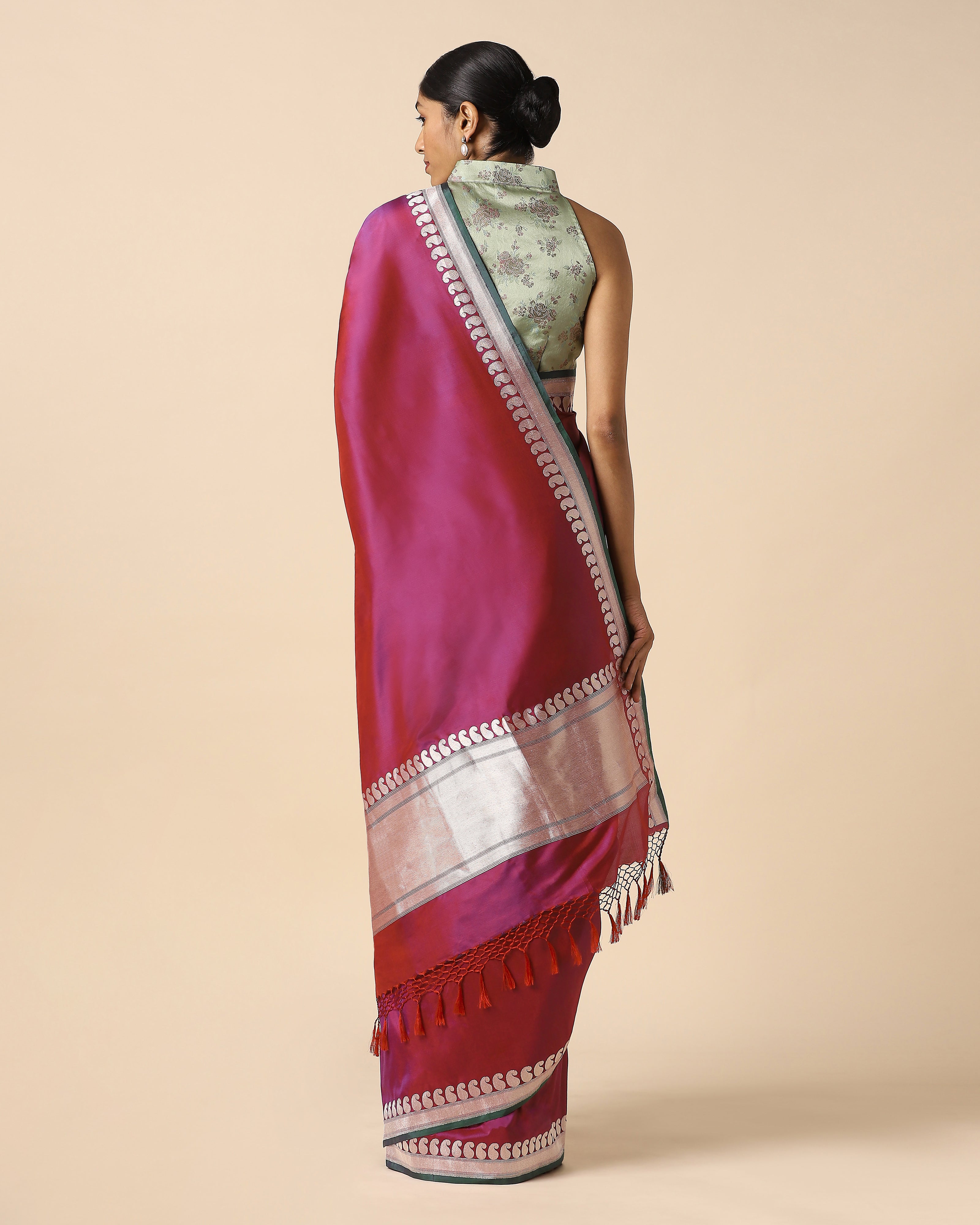 Sreya Banarasi Kadwa Silk Saree
