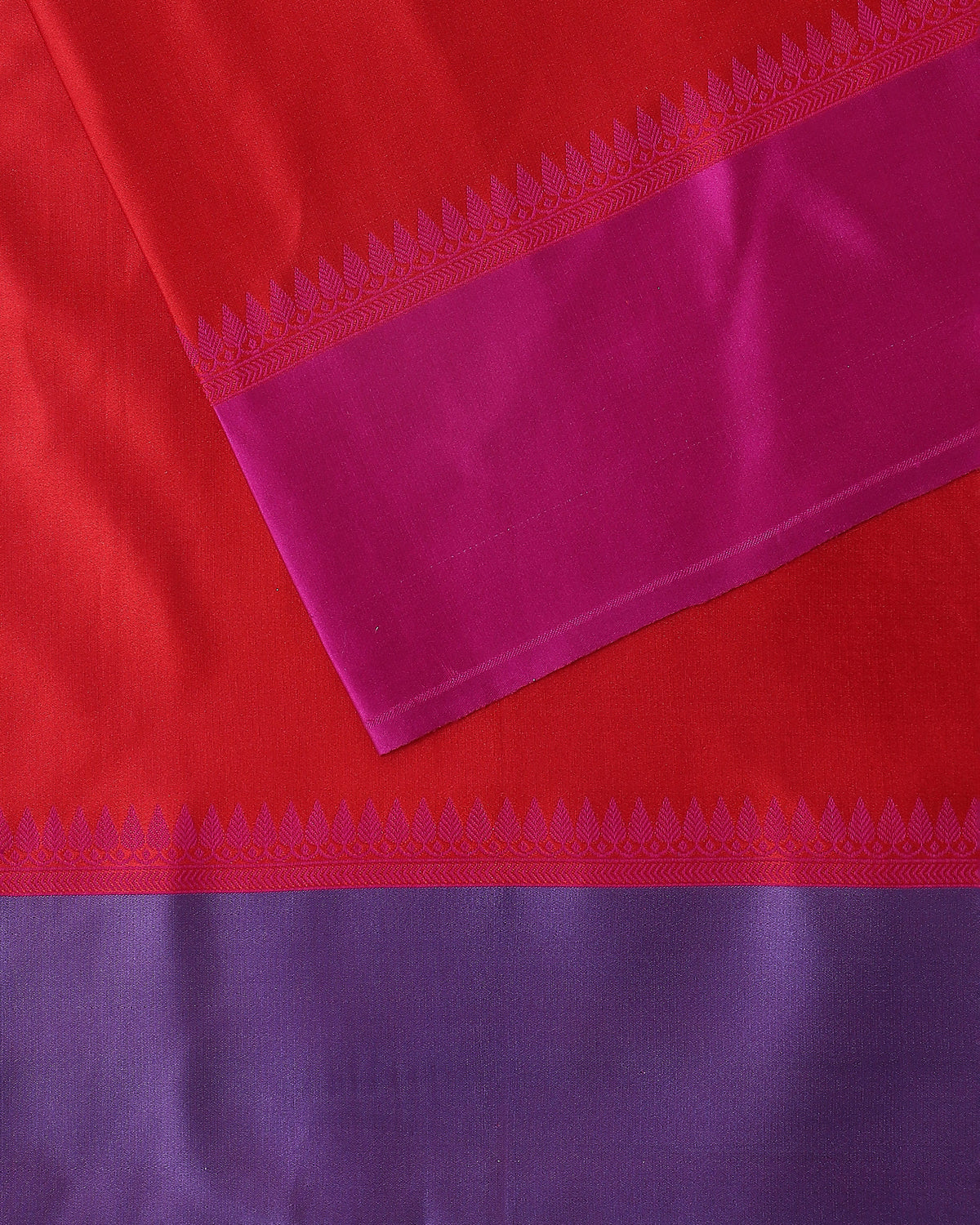 Ishika Banarasi Tanchoi Silk Saree