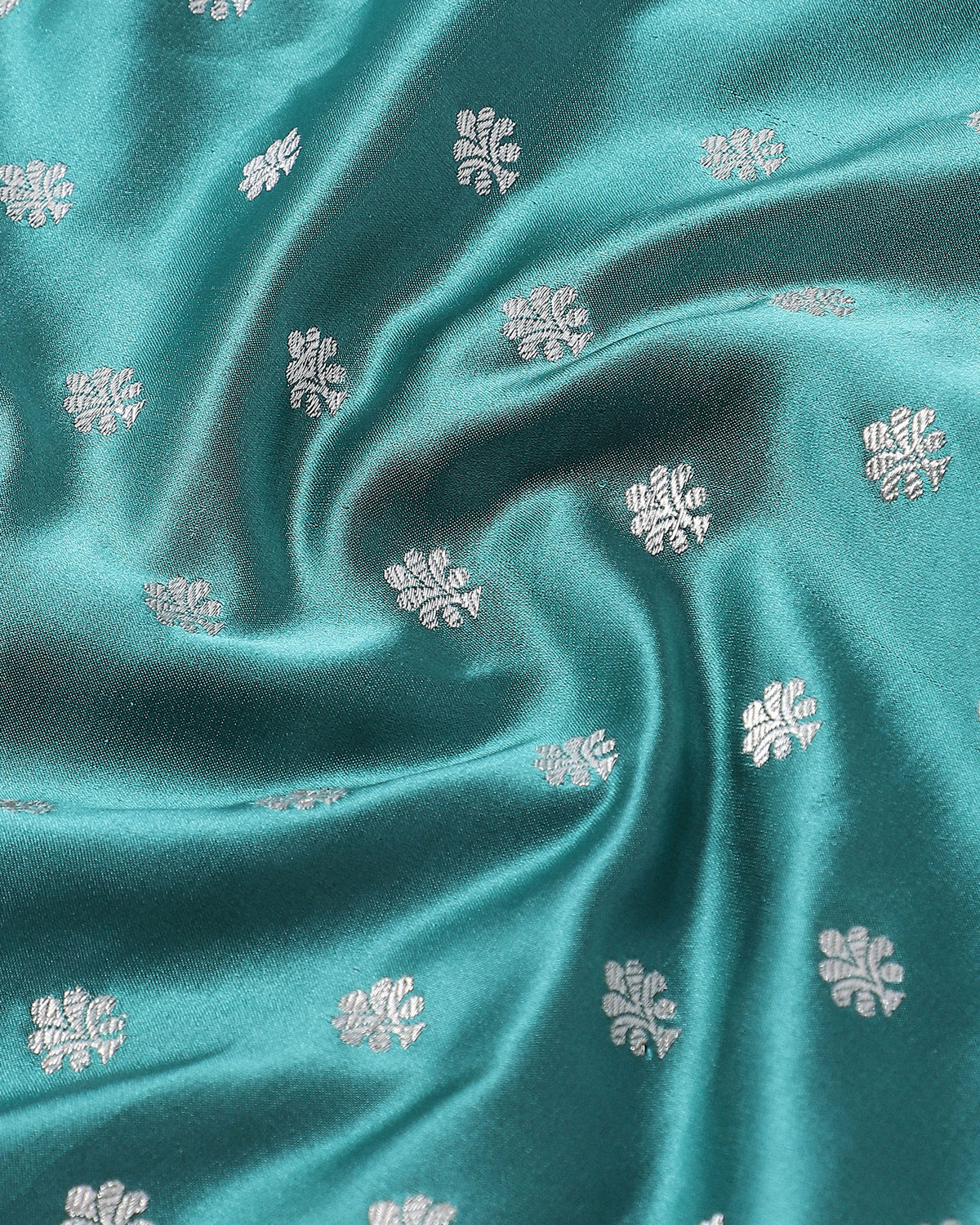 Harleen Banarasi Tanchoi And Kadwa Silk Saree