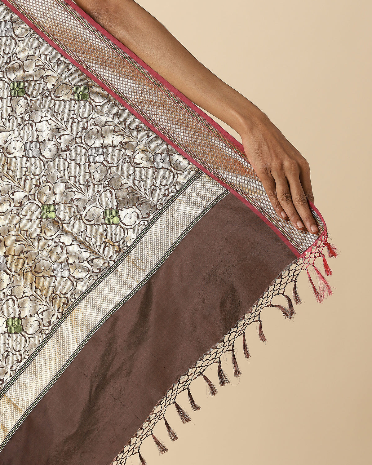 Anikha Banarasi Kadwa Silk Saree