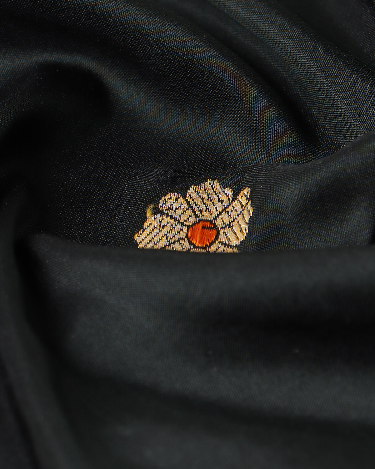 Mahira Banarasi Kadwa Silk Saree