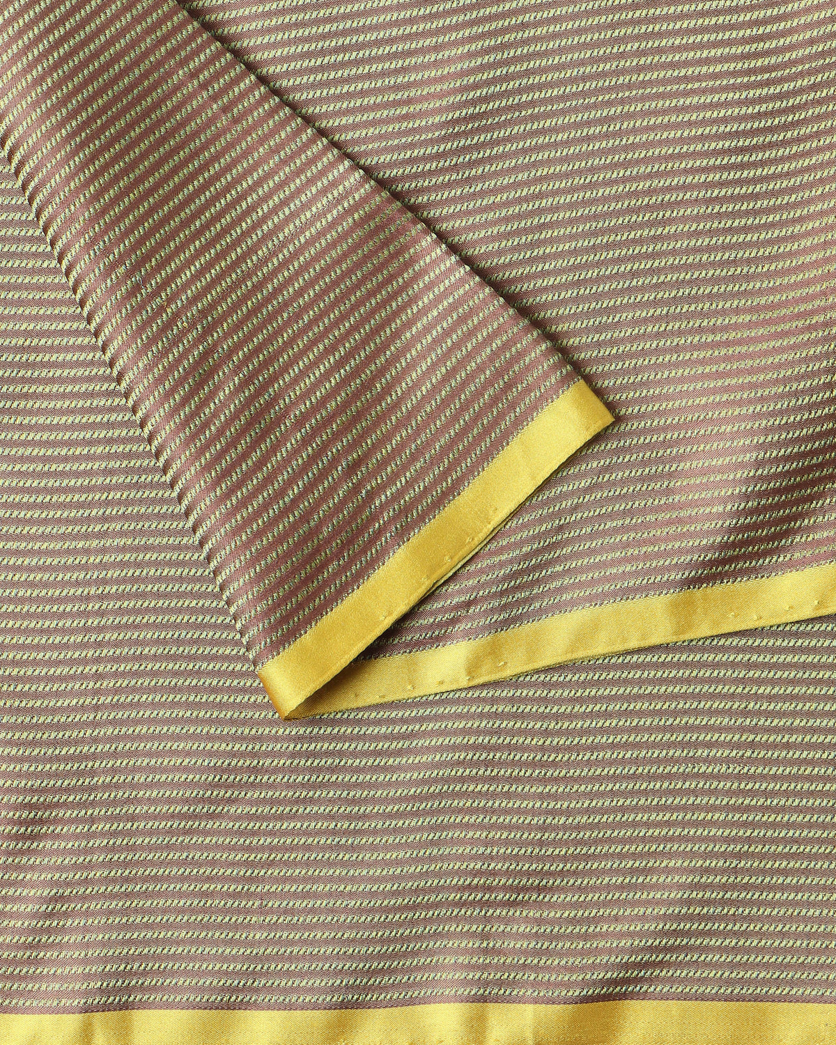 Siya Banarasi Tanchoi Silk Saree