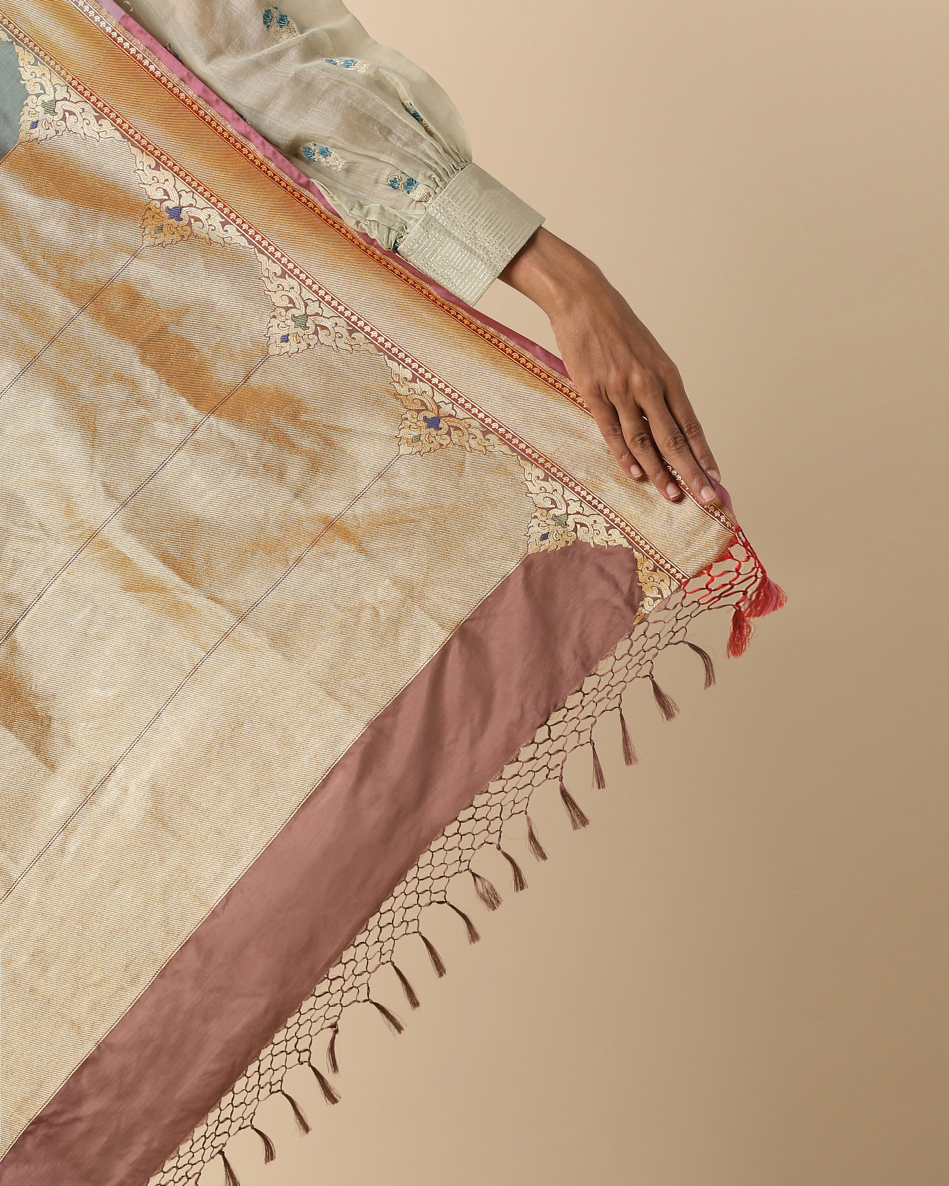 Darina Banarasi Kadwa Silk Saree