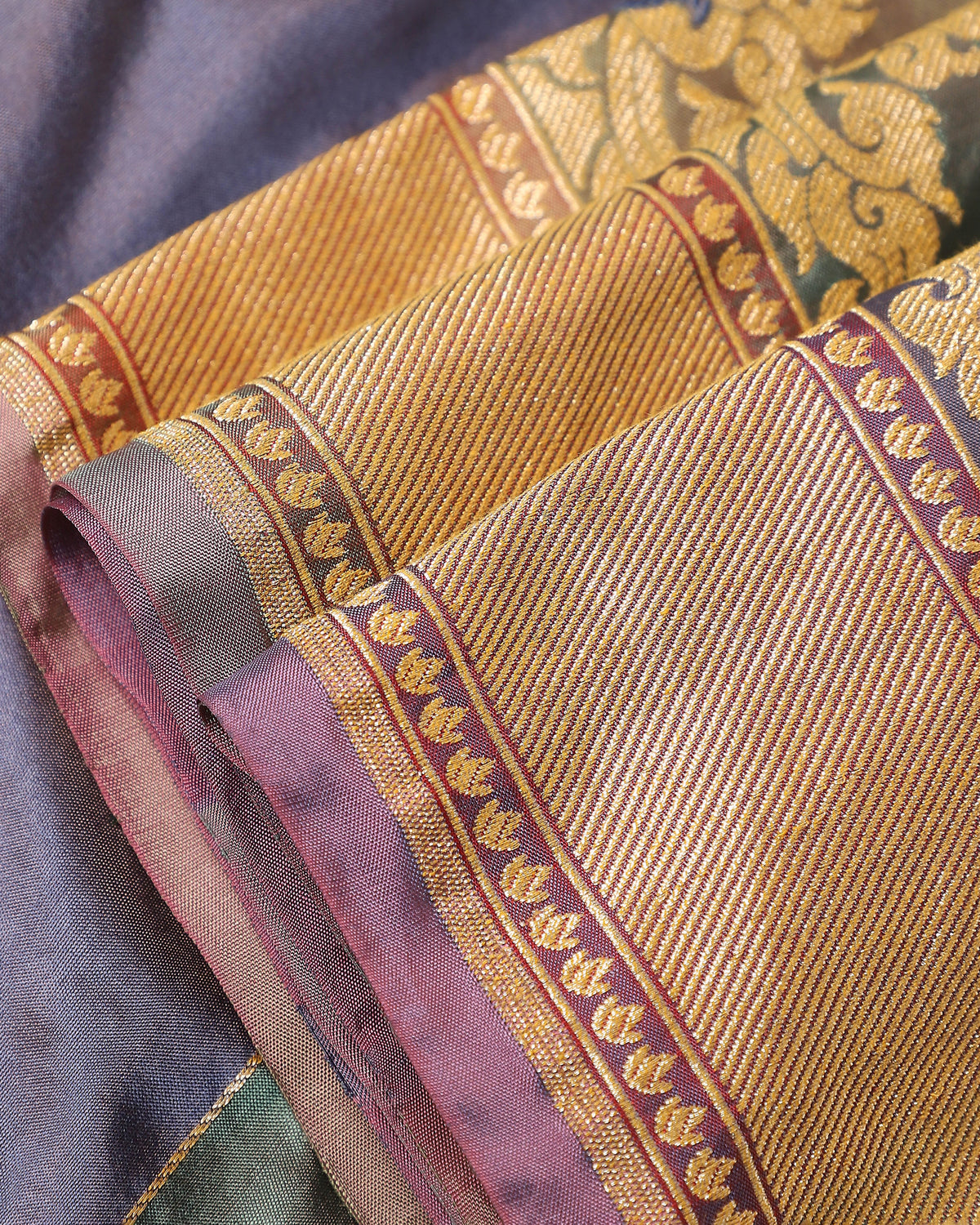 Darina Banarasi Kadwa Silk Saree