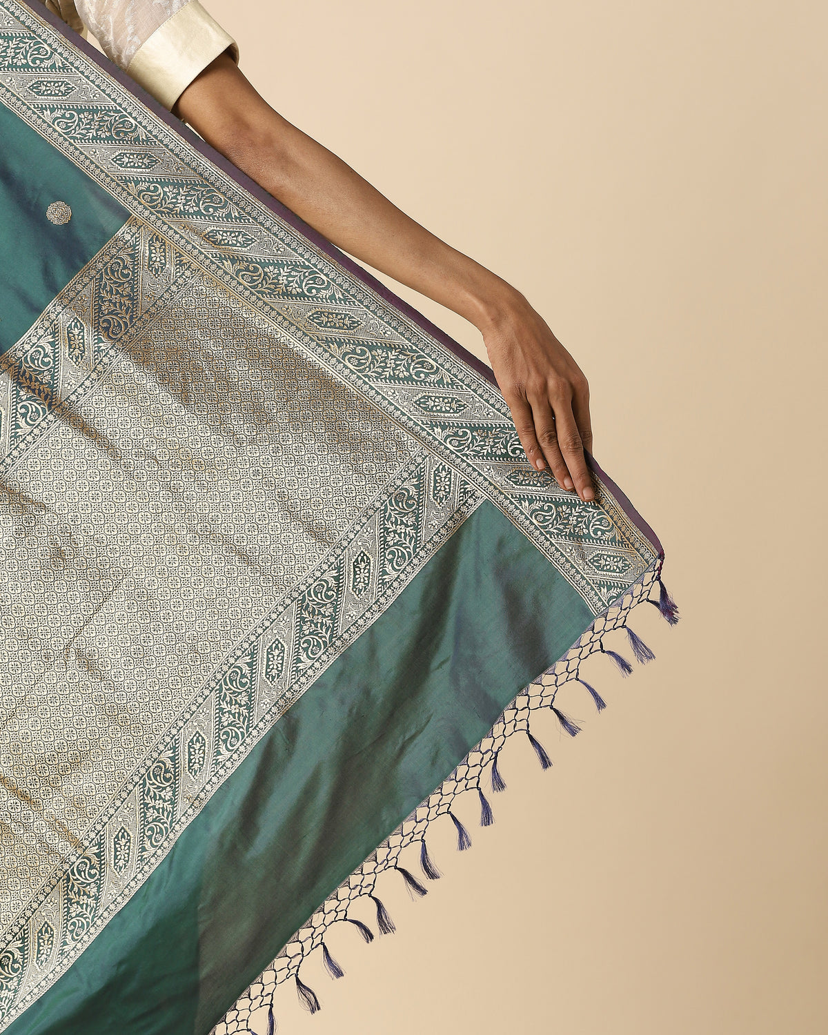 Ratnabala Banarasi Kadwa Silk Saree