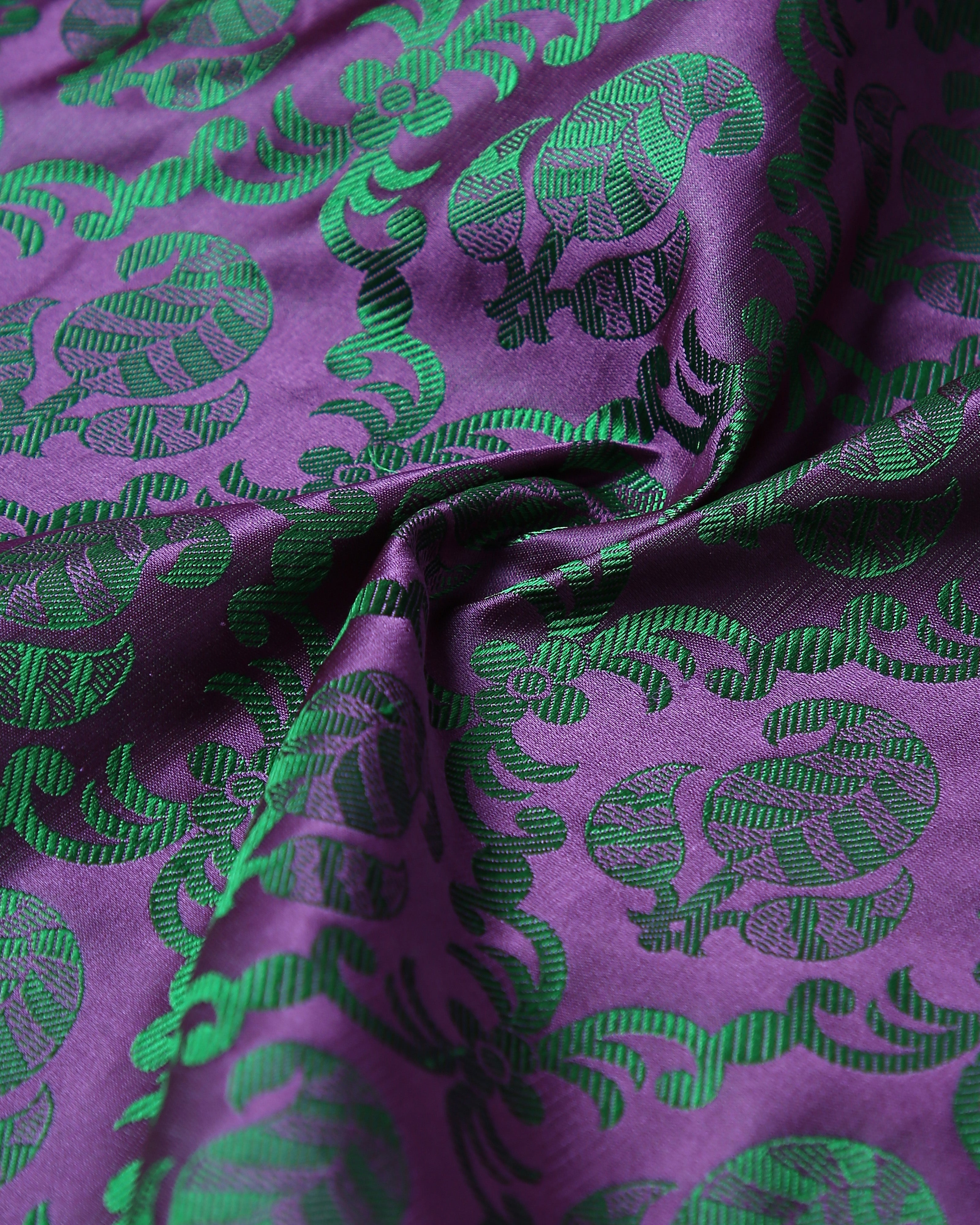 Dorothi Banarasi Tanchoi And Kadwa Silk Saree