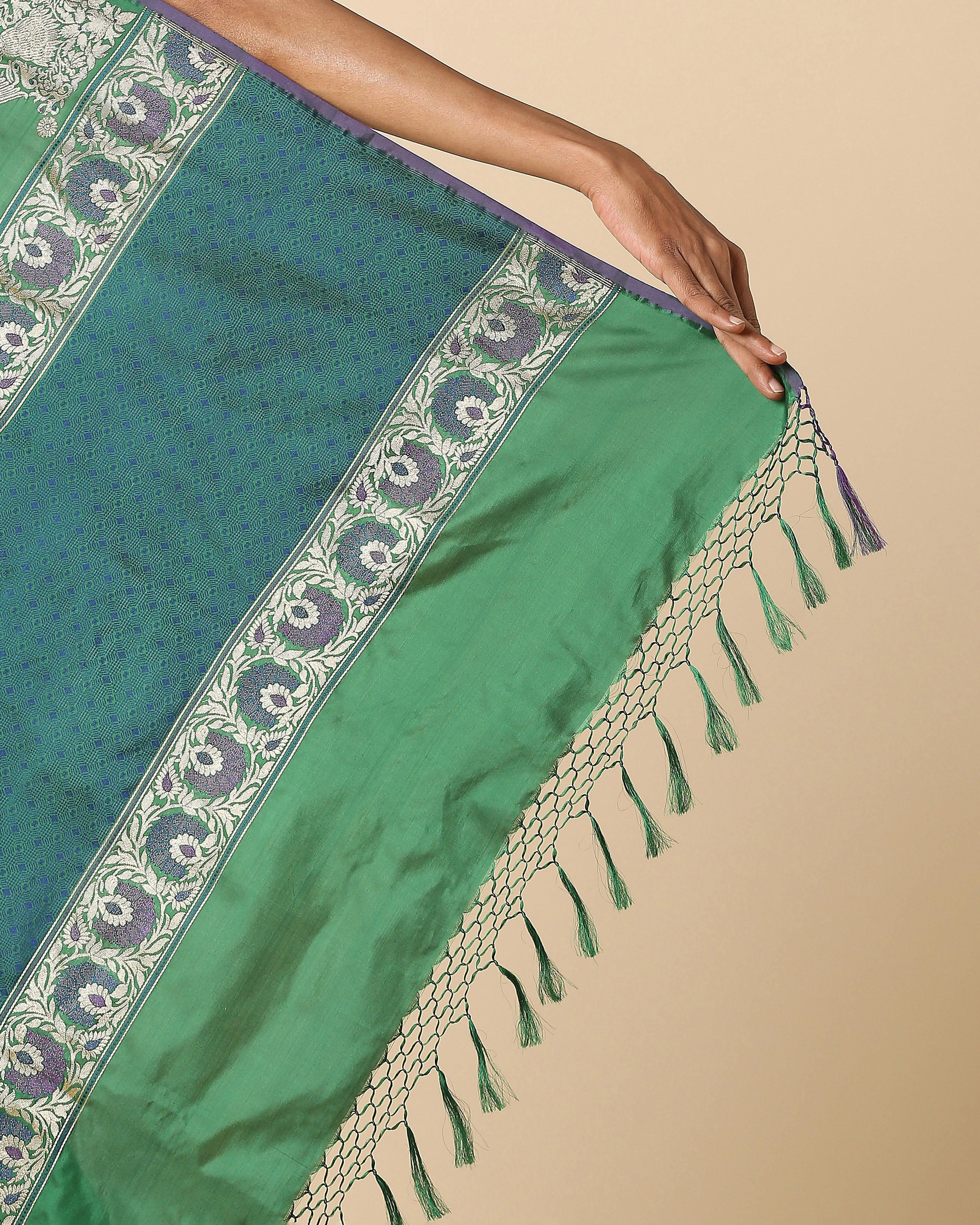 Arishna Banarasi Kadwa Silk Saree