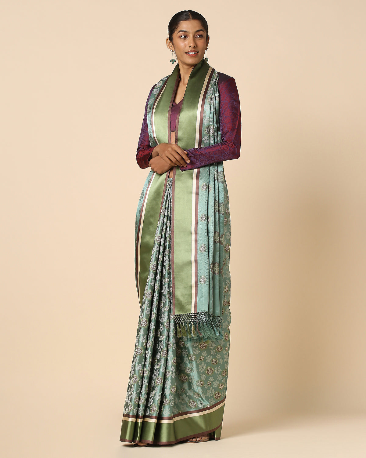 Seola Banarasi Tanchoi Silk Saree