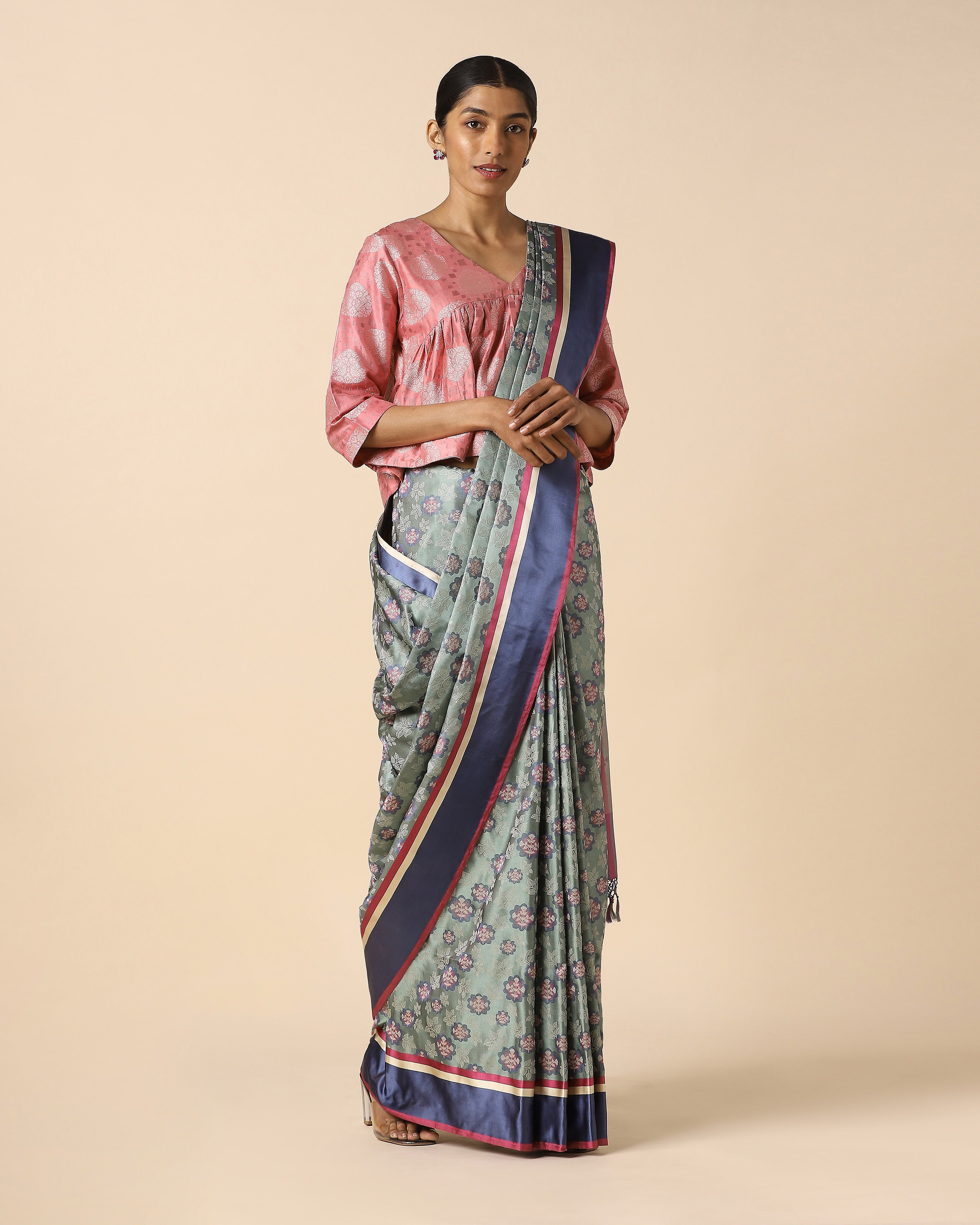 Seola Banarasi Tanchoi Silk Saree