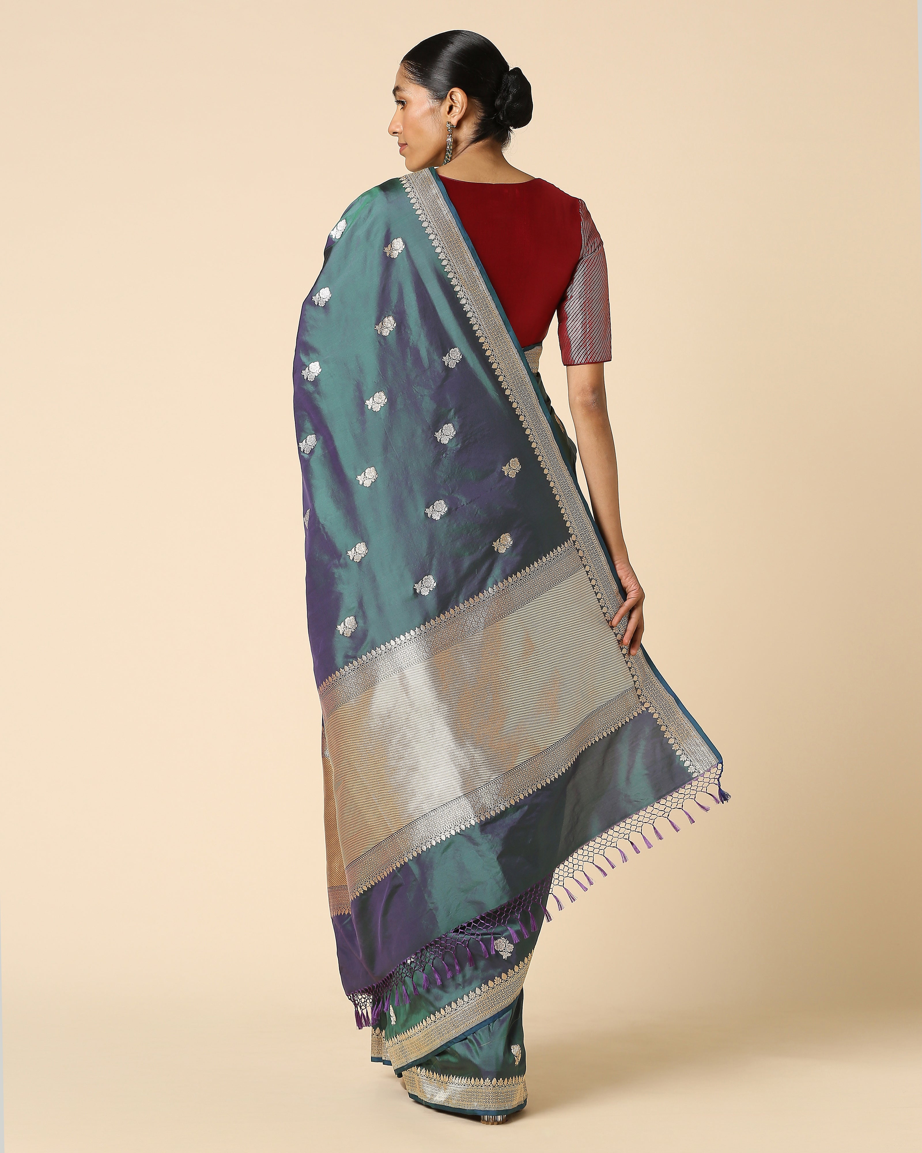 Bhavanya Banarasi Kadwa Silk Saree
