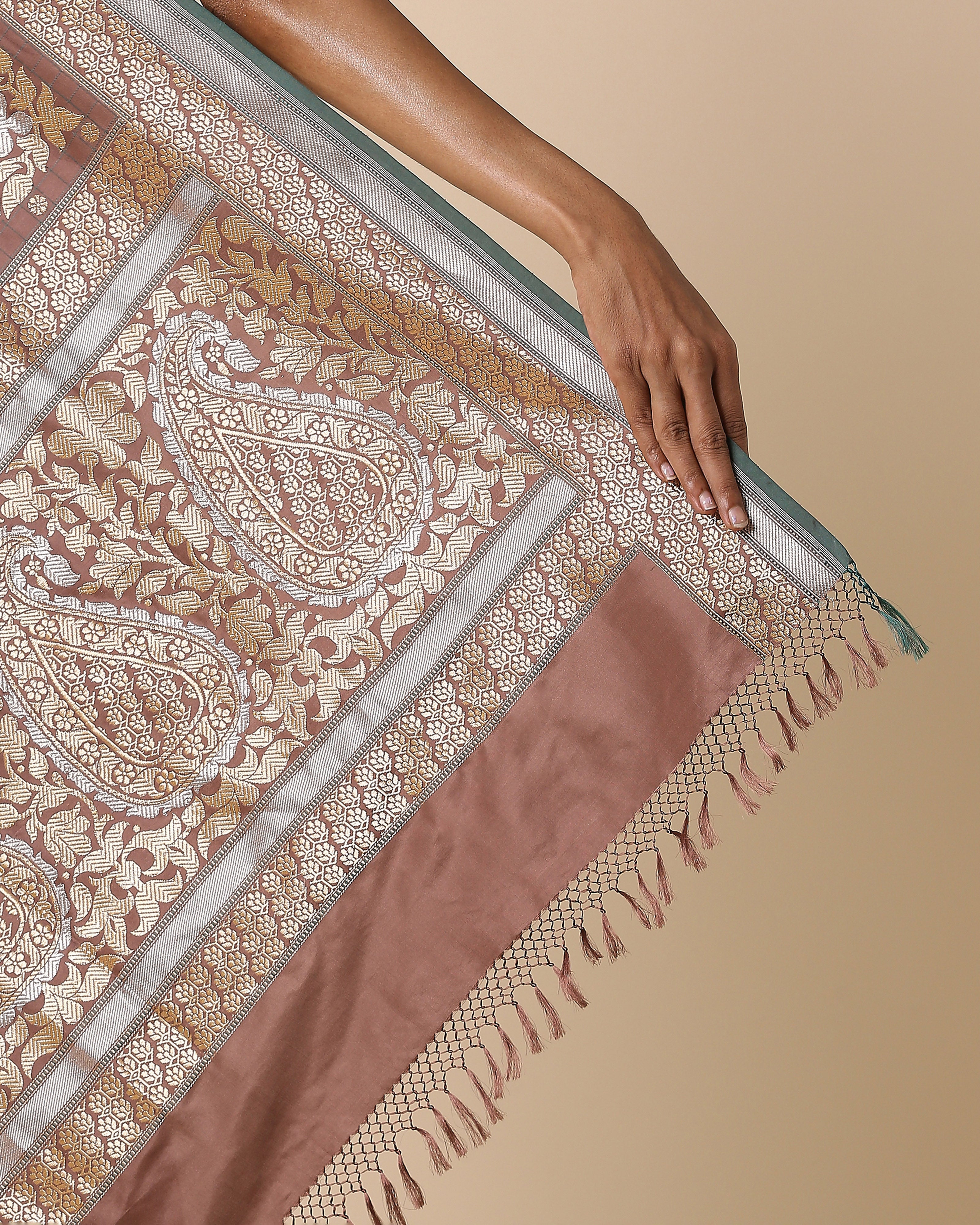 Saulika Banarasi Kadwa Silk Saree