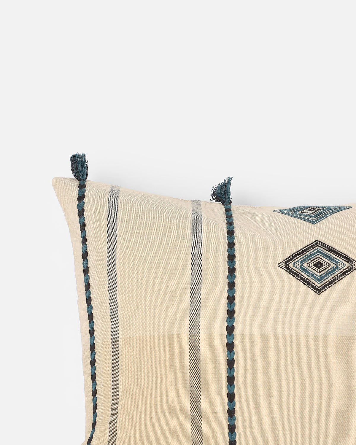 Miru Bhujodi Extra Weft Cotton Cushion Cover