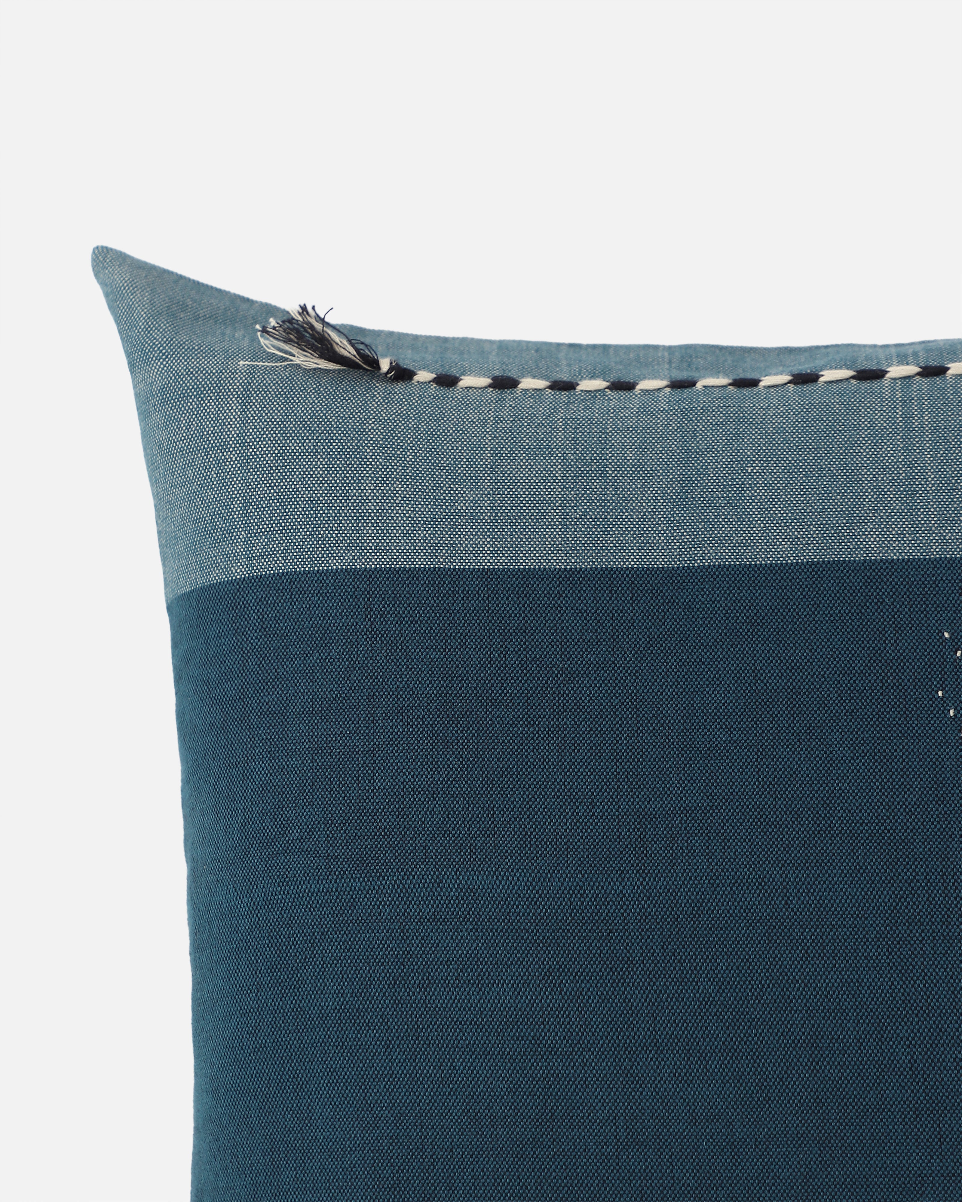 Teer Bhujodi Tangalia Cotton Cushion Cover