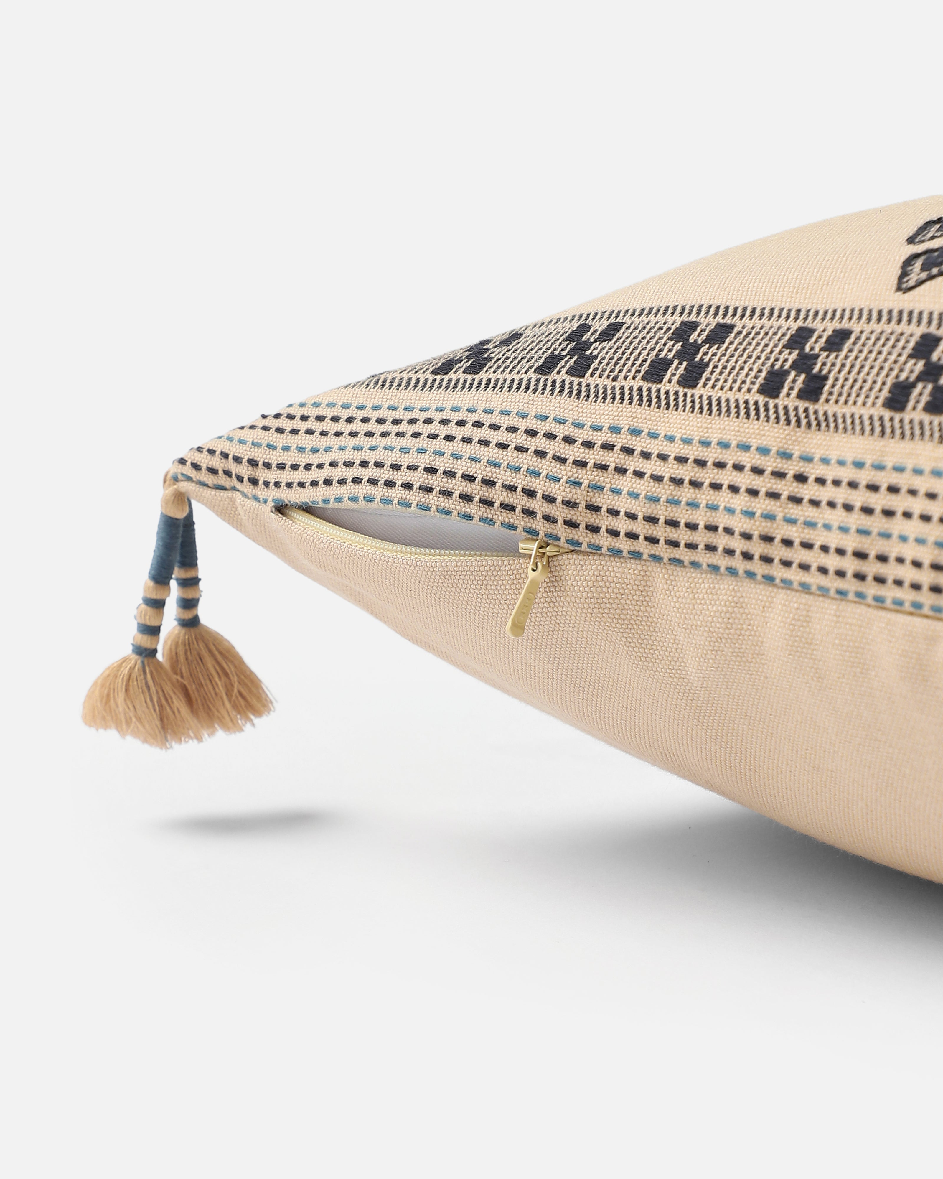 Matiari Bhujodi Extra Weft Cotton Cushion Cover