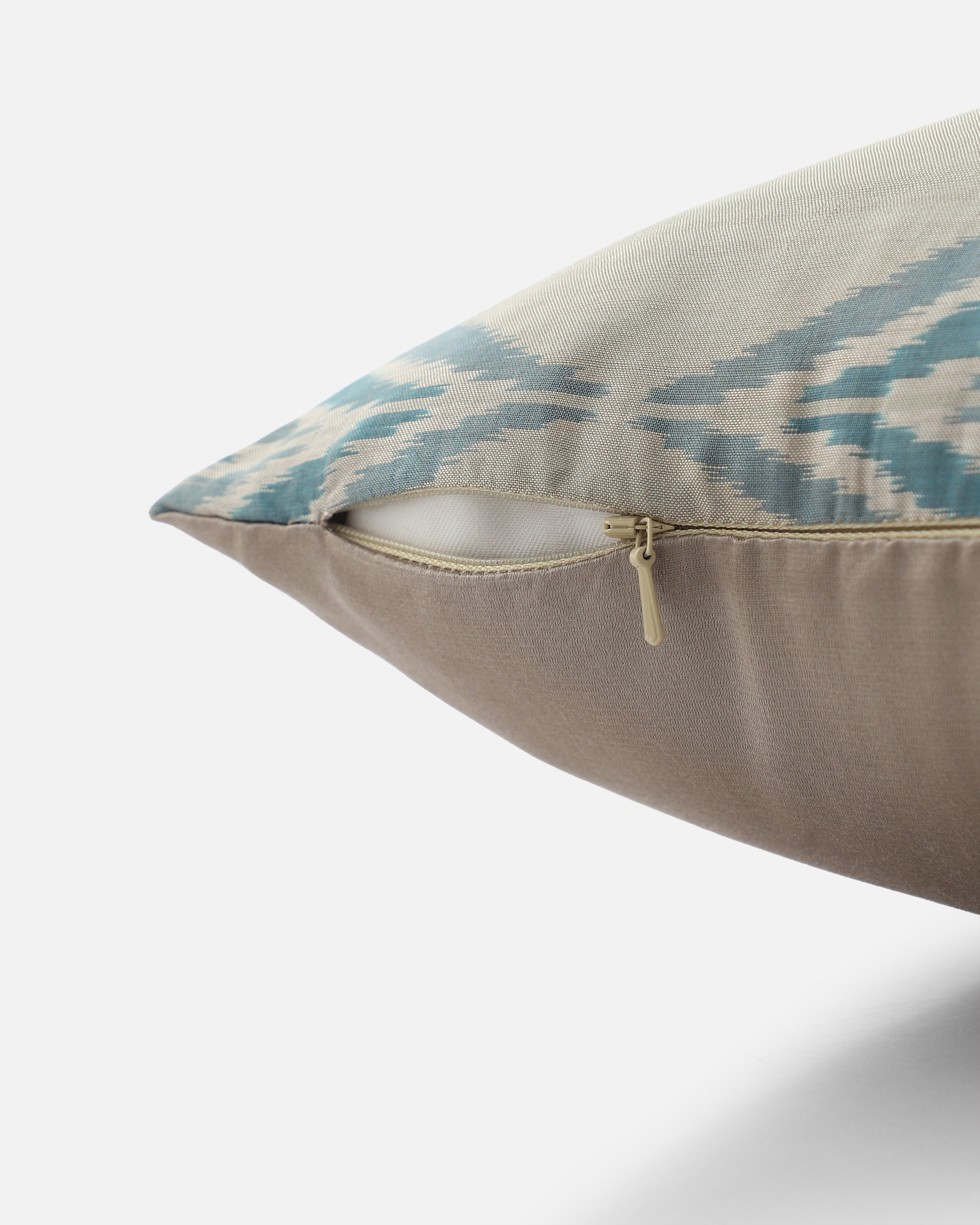 Pallava Pochampally Weft Ikat Cotton Silk Cushion Cover