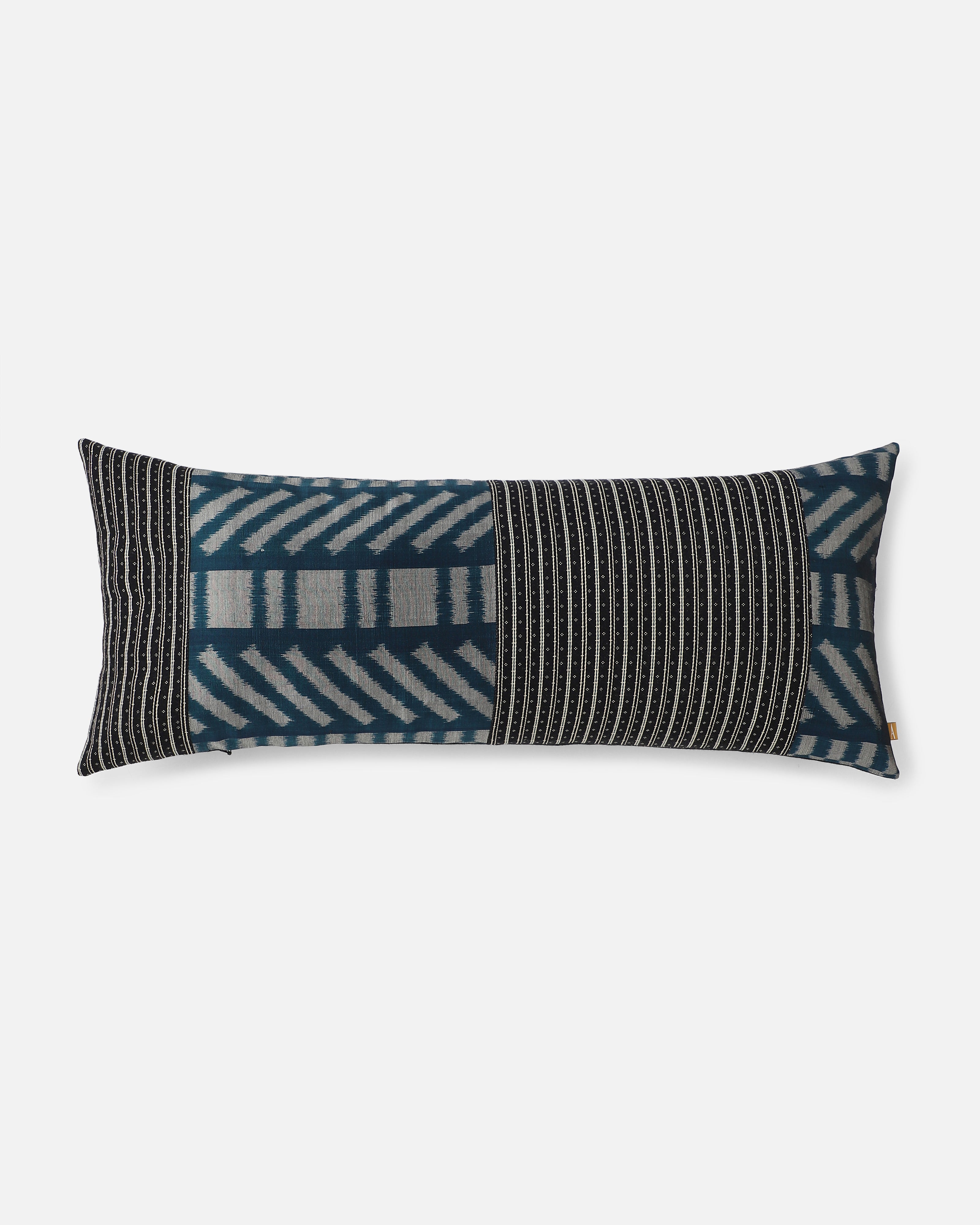 Zune Pochampally Weft Ikat Cotton Silk Cushion Cover