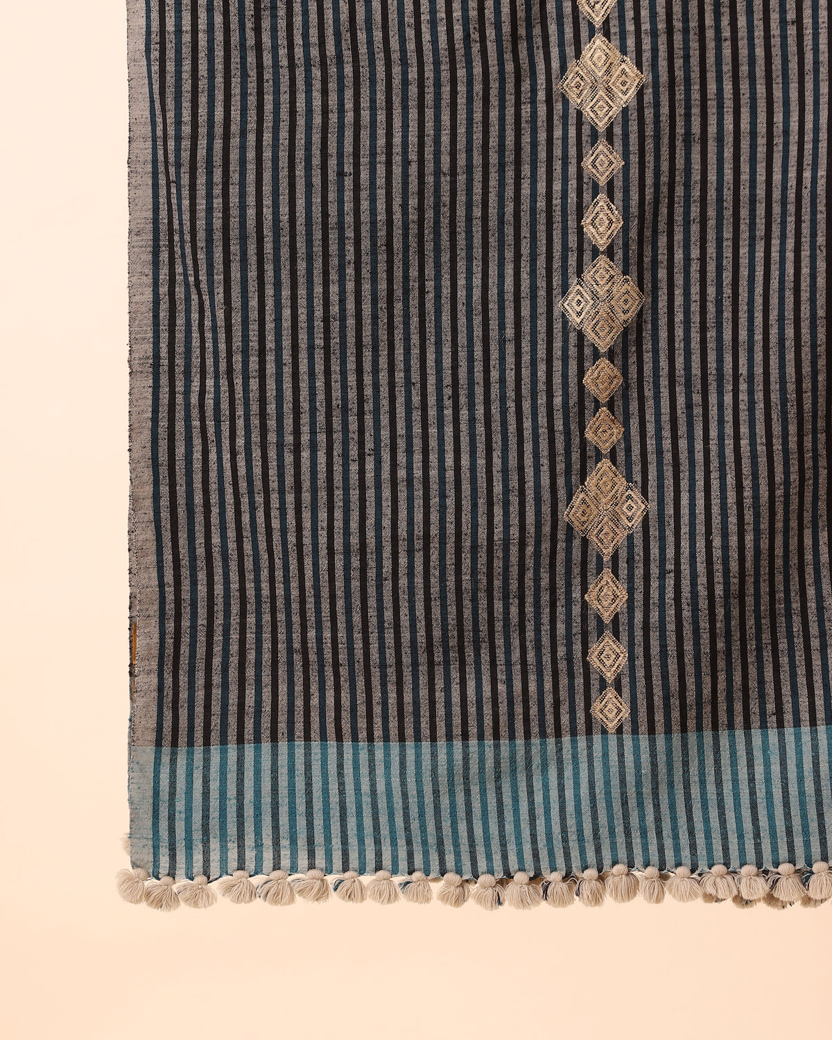 Raharki Bhujodi Extra Weft Wool Silk Stole