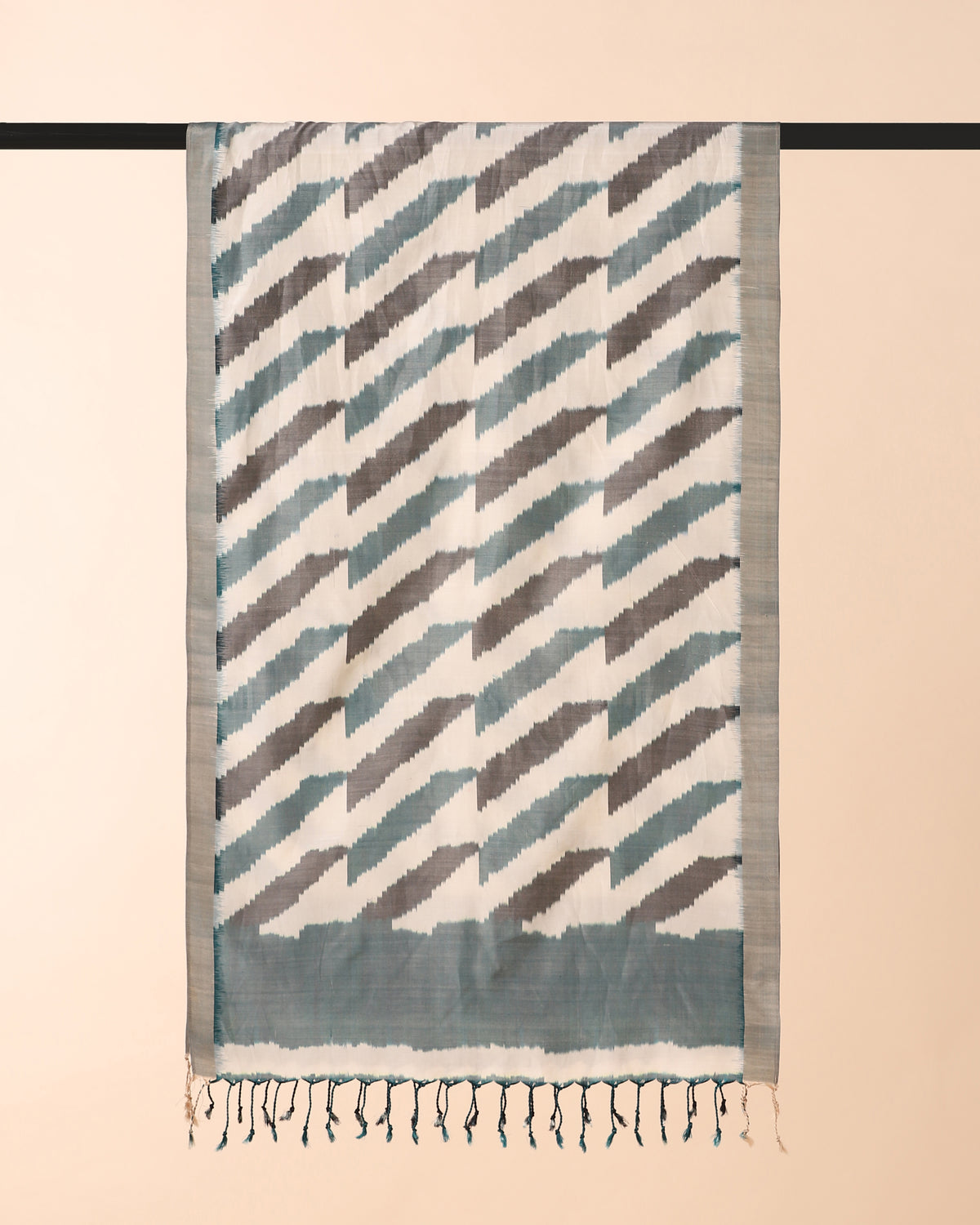 Aamya Pochampally Warp Ikat Silk Cotton Stole