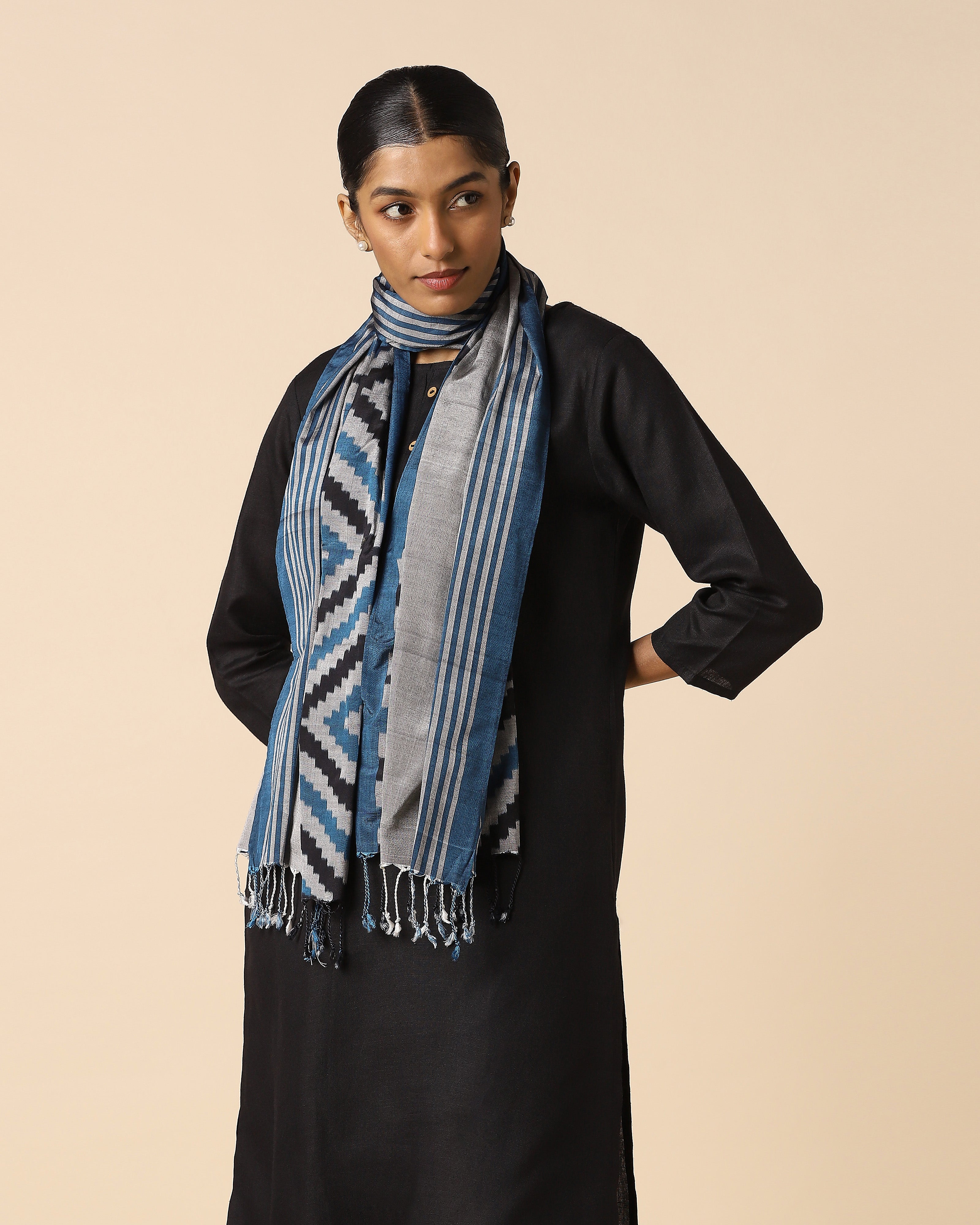 Amaha Pochampally Warp Ikat Silk Cotton Stole