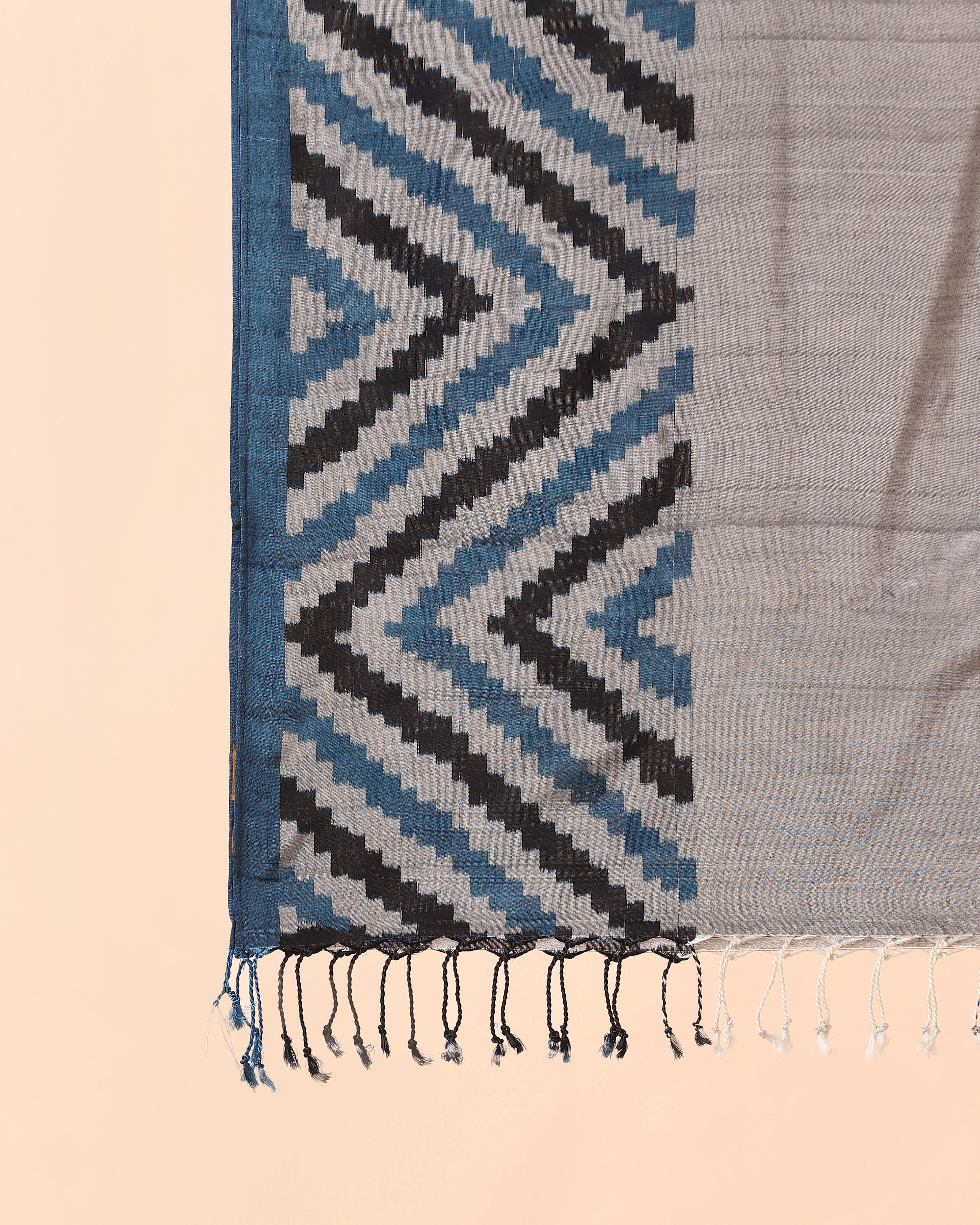 Amaha Pochampally Warp Ikat Silk Cotton Stole