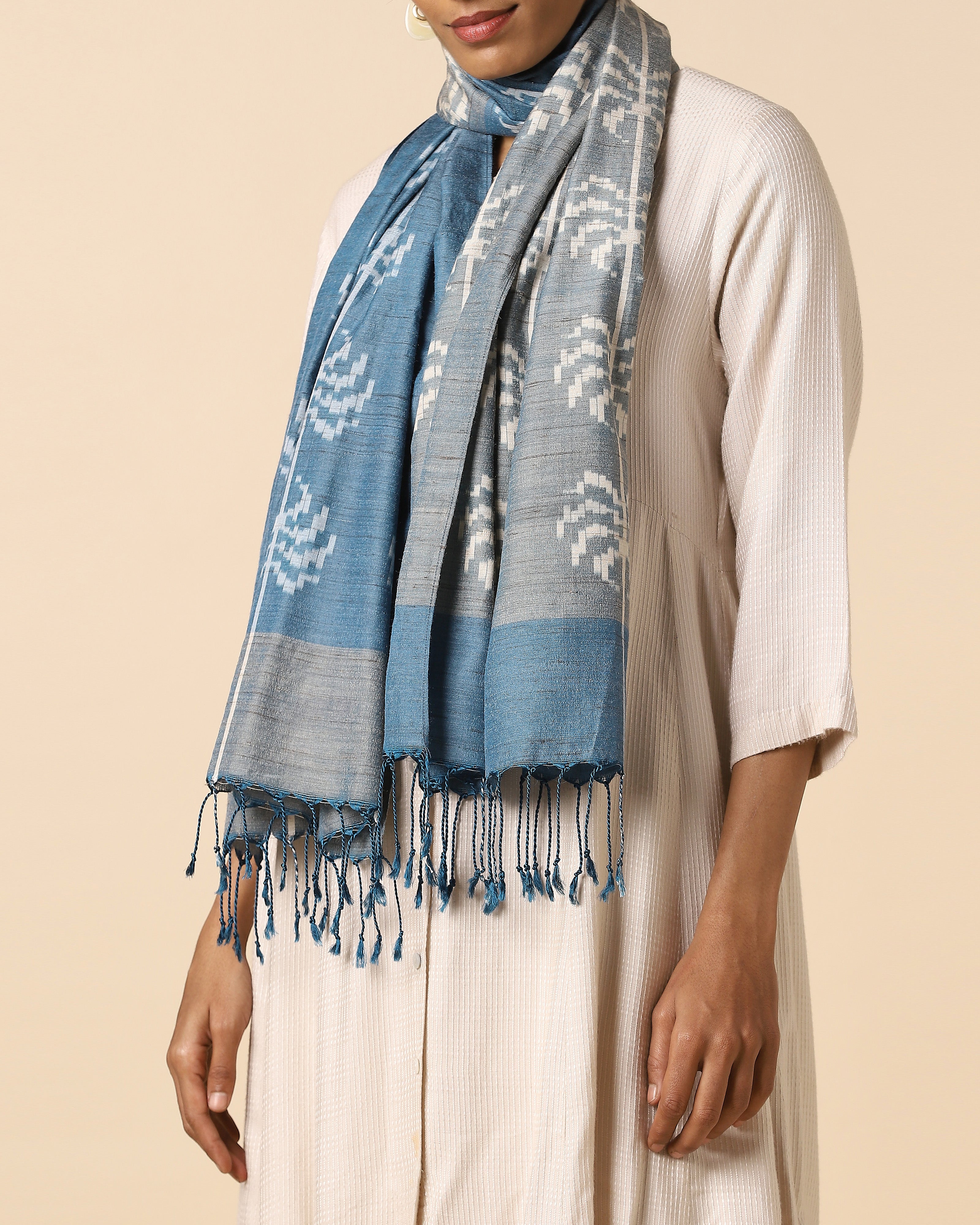 Panna Pochampally Warp Ikat Silk Stole