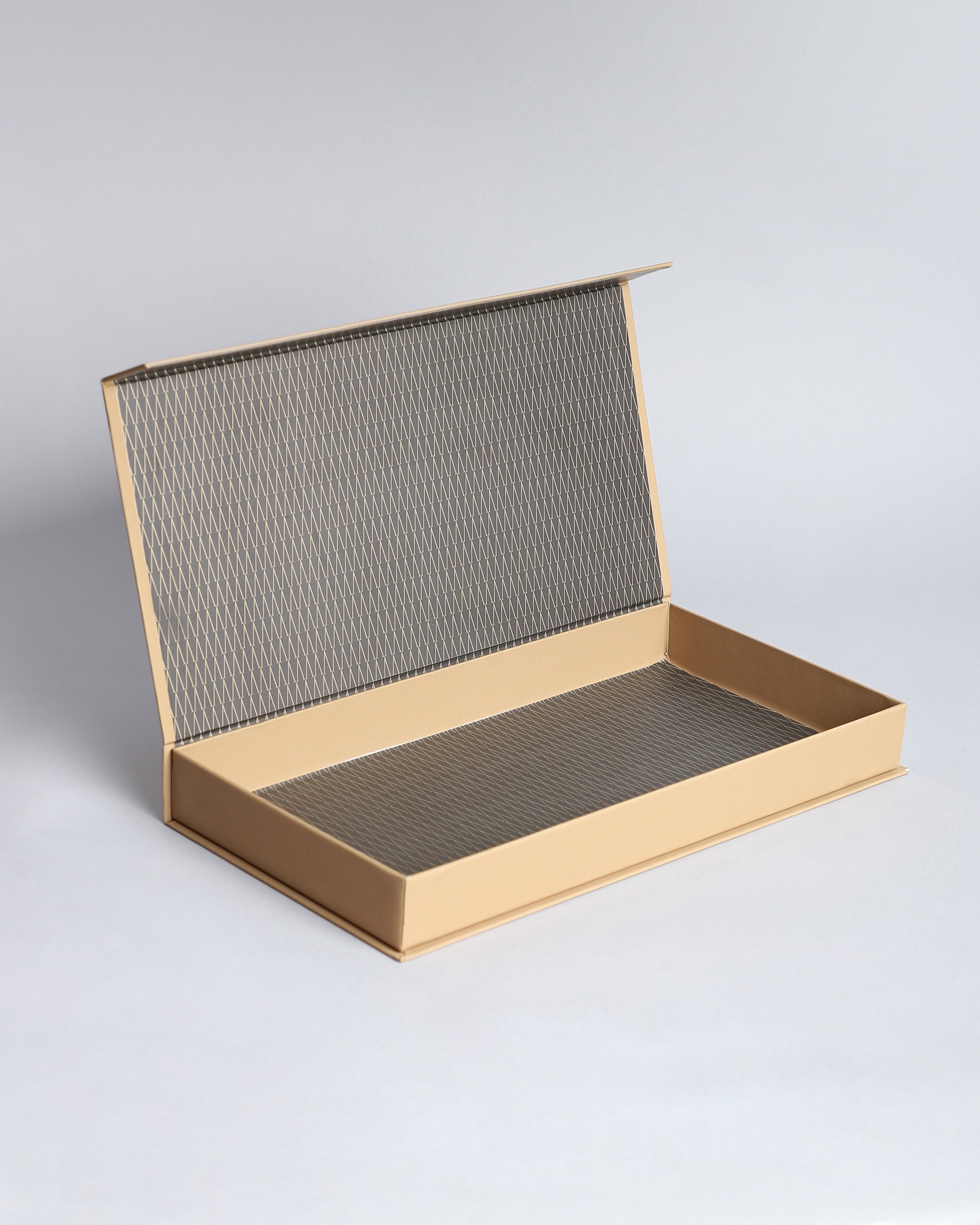 Rectangular Magnetic Lid Gift Box - Medium - Golden