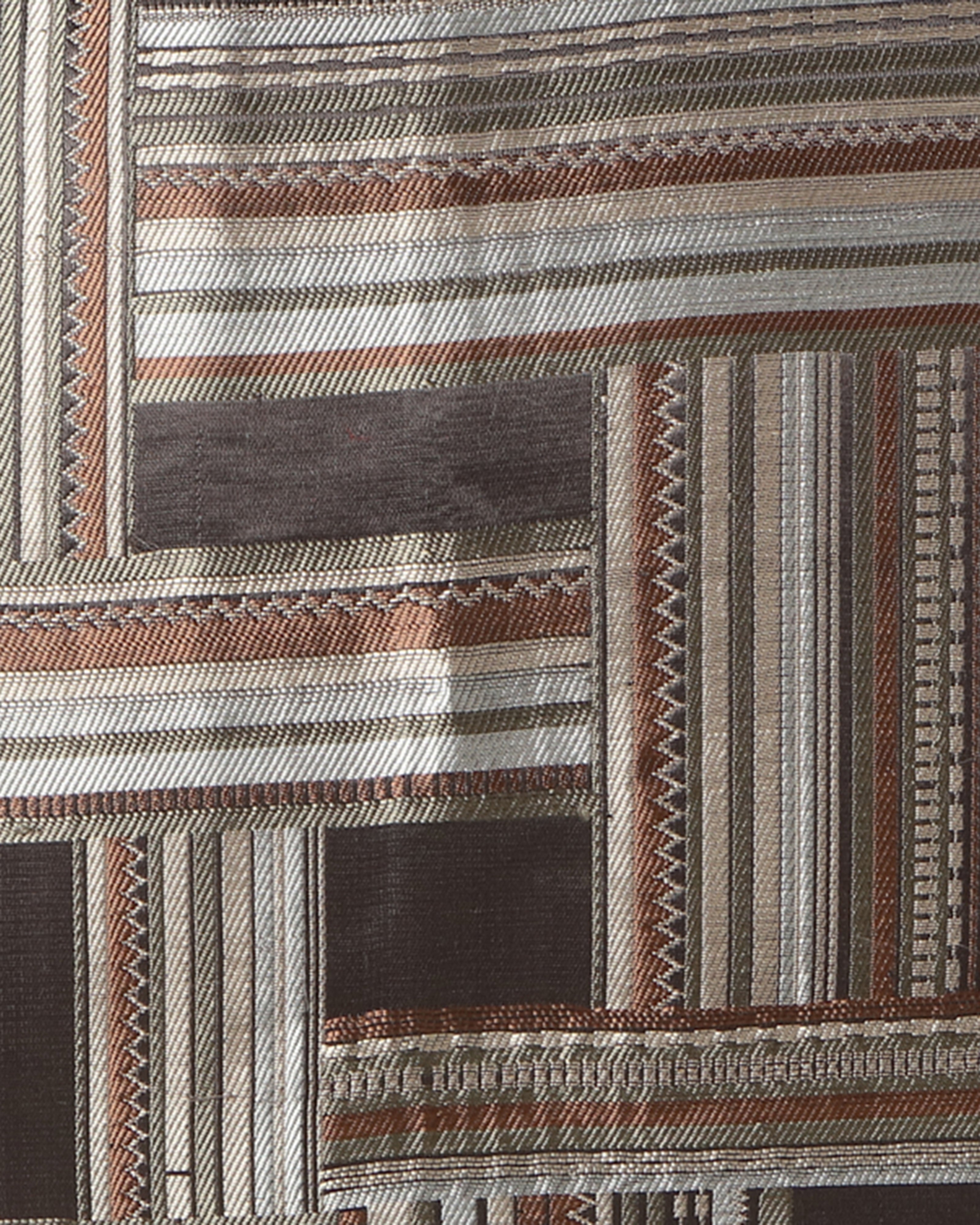 Zulu Gyasar Silk Cushion Cover