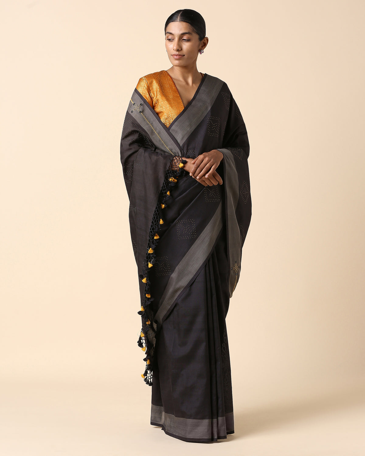 Buy Samvrutha Bhujodi Tangalia Light Yellow Cotton Silk Saree | Aadyam