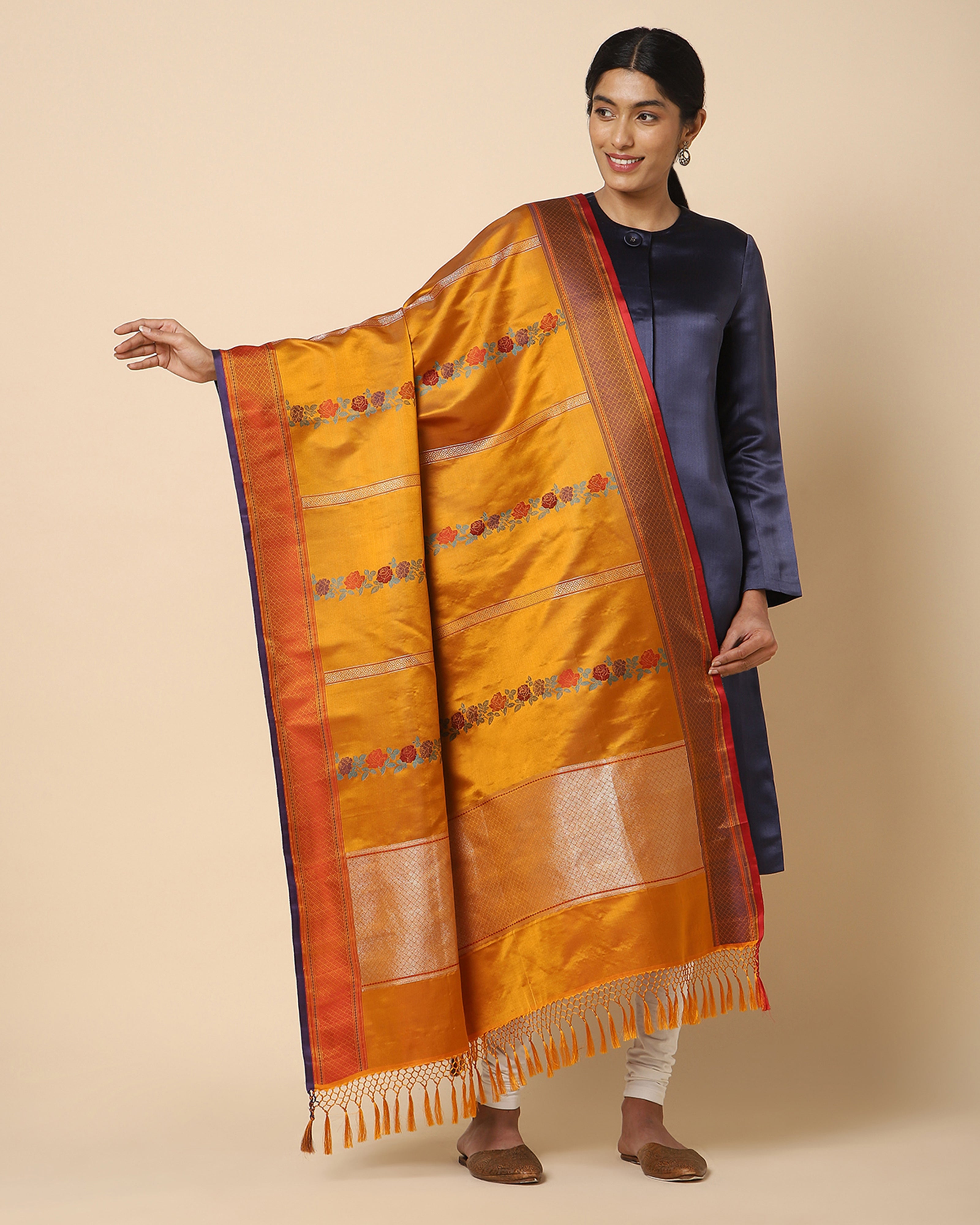 Roopal Tanchoi Silk Dupatta