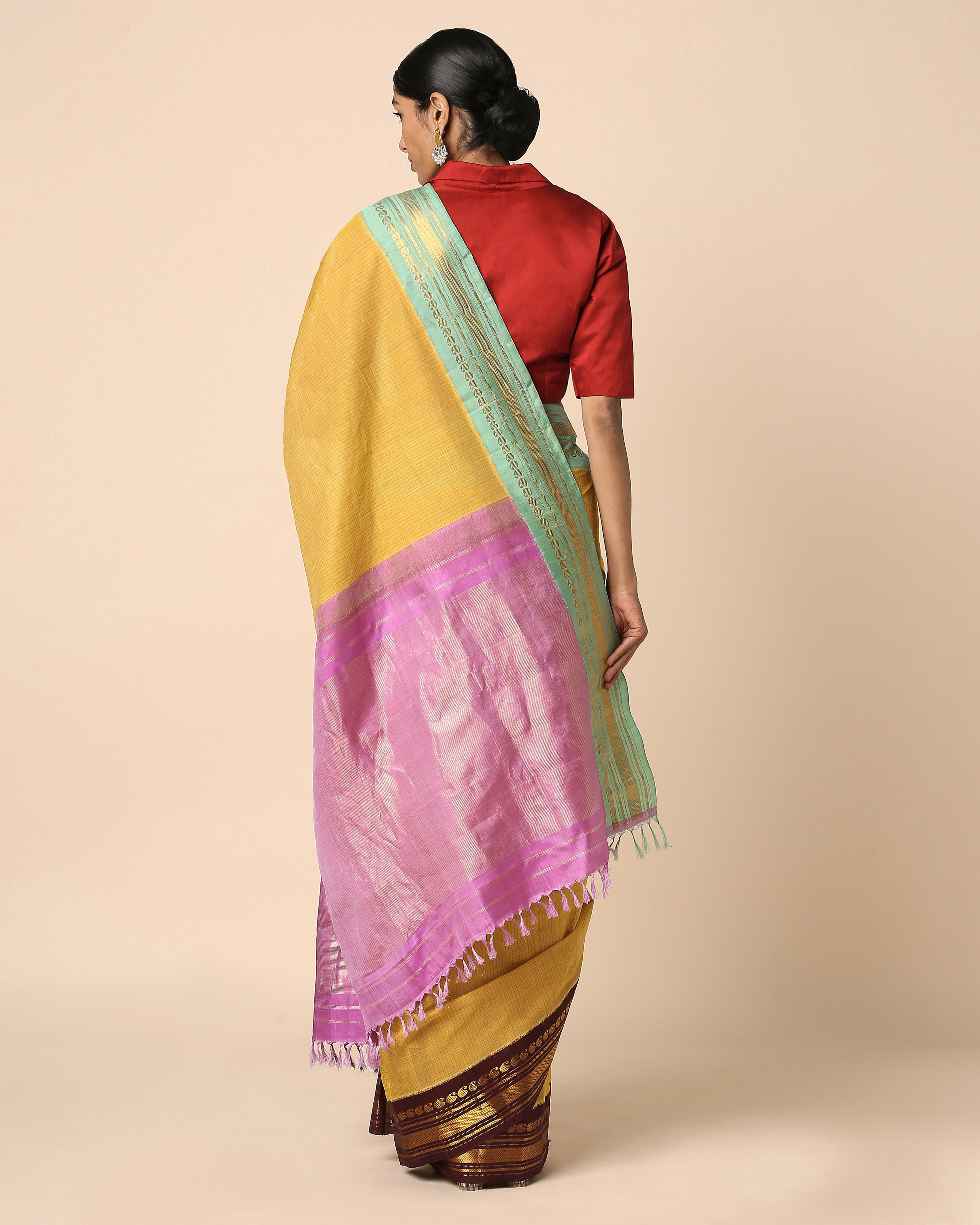 Maham Gadwal Kuttu Weave Cotton Silk Saree