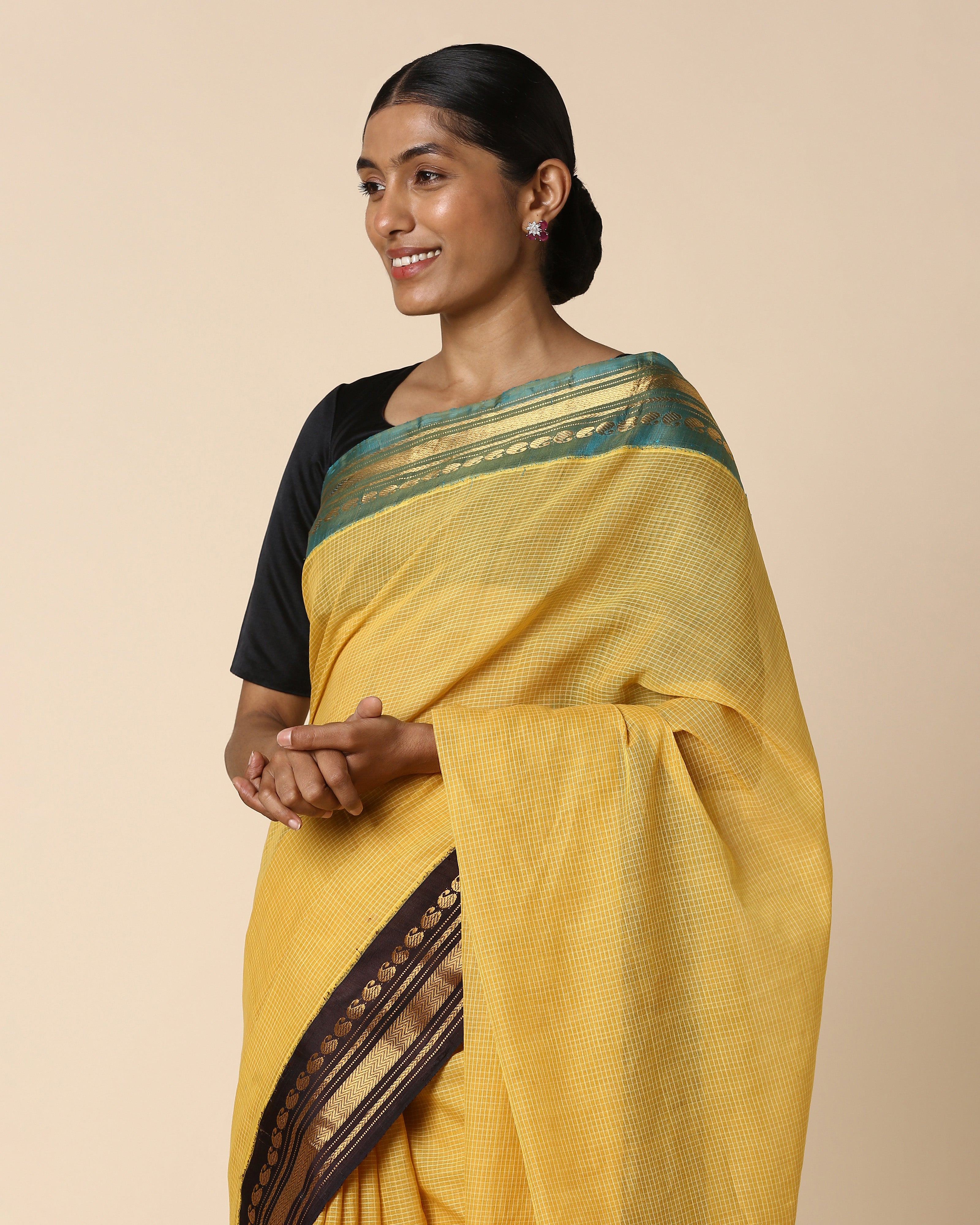 Maham Gadwal Kuttu Weave Cotton Silk Saree