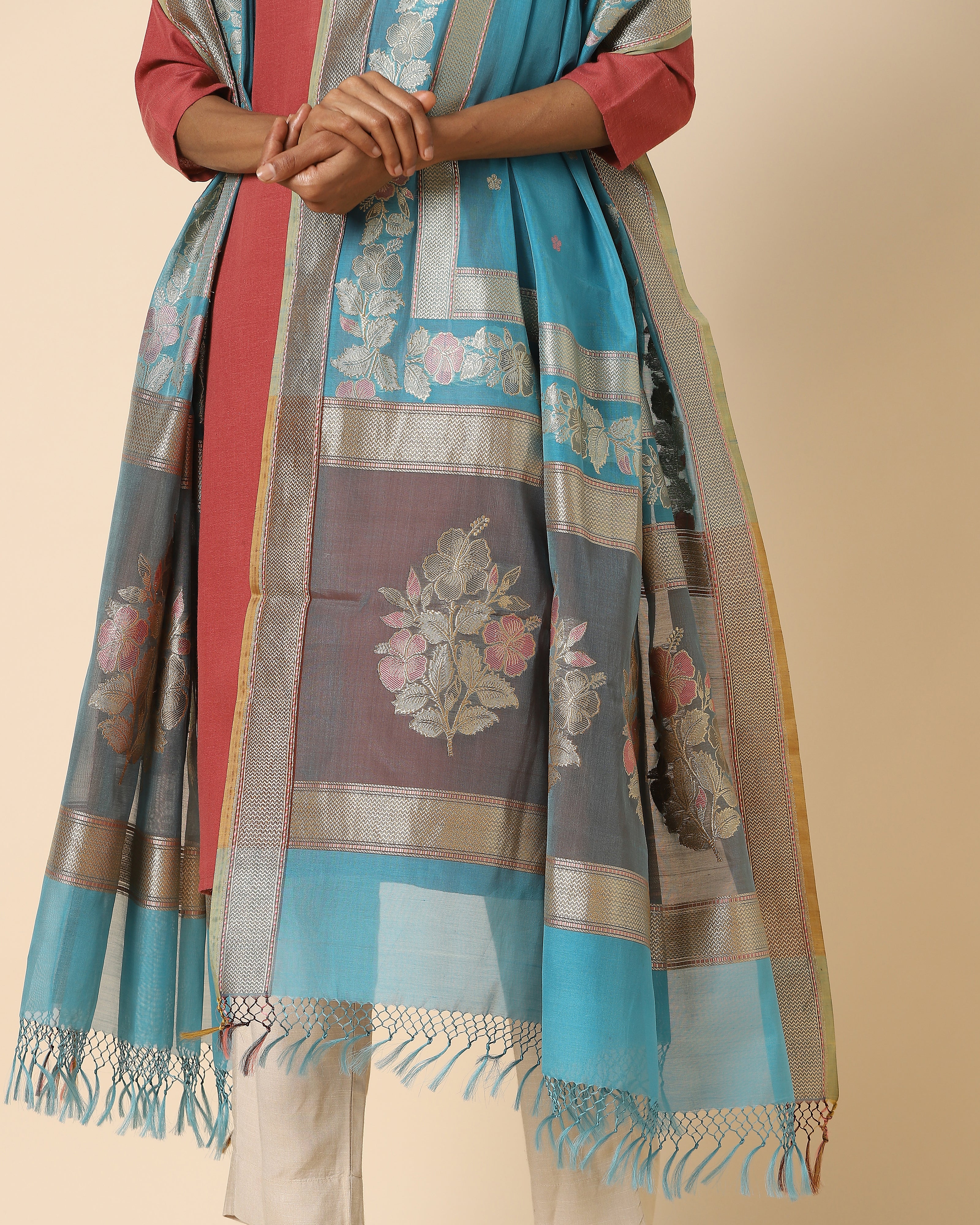 Gudhal Kadwa Silk Cotton Dupatta