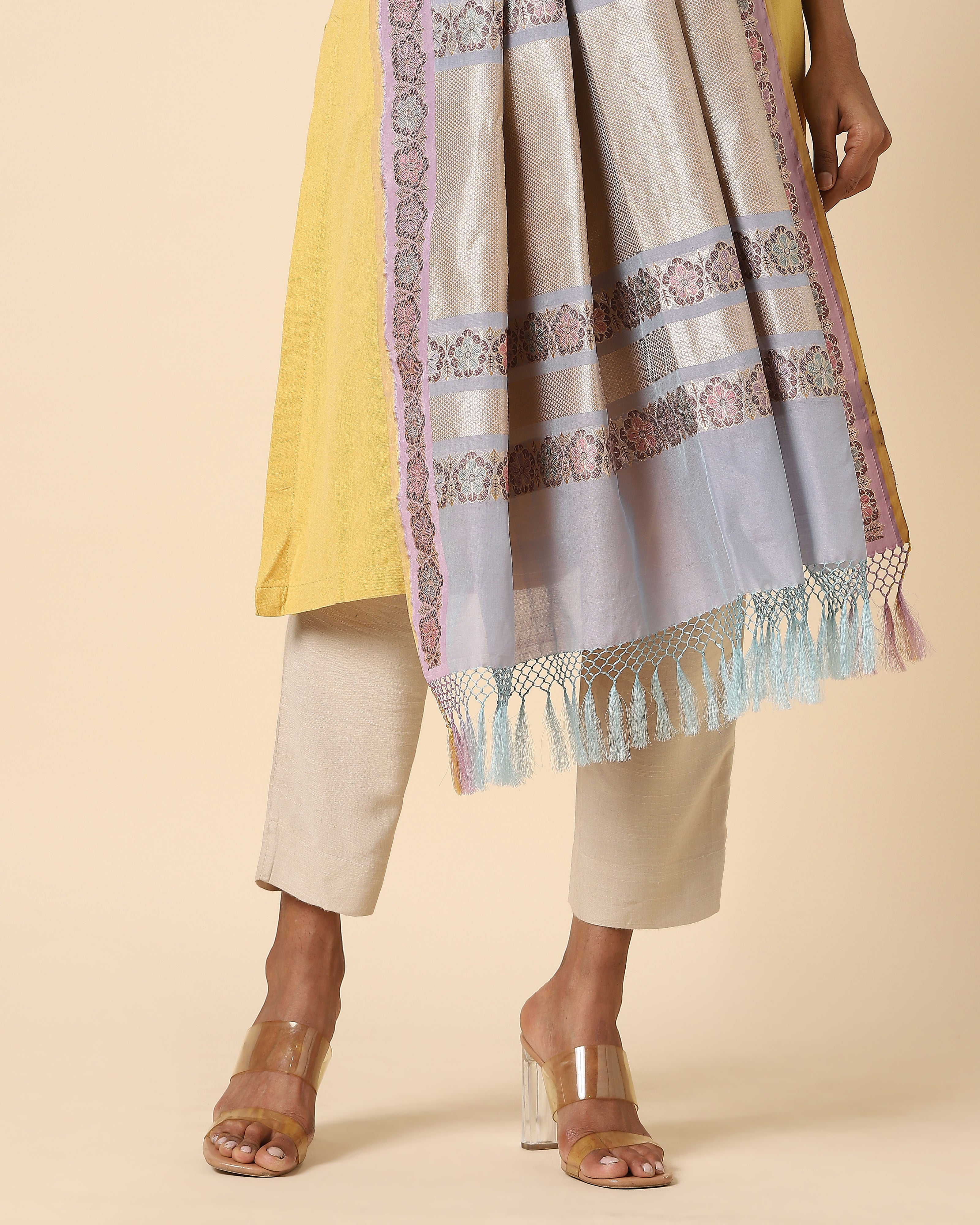 Juhee Kadwa Silk Cotton Dupatta