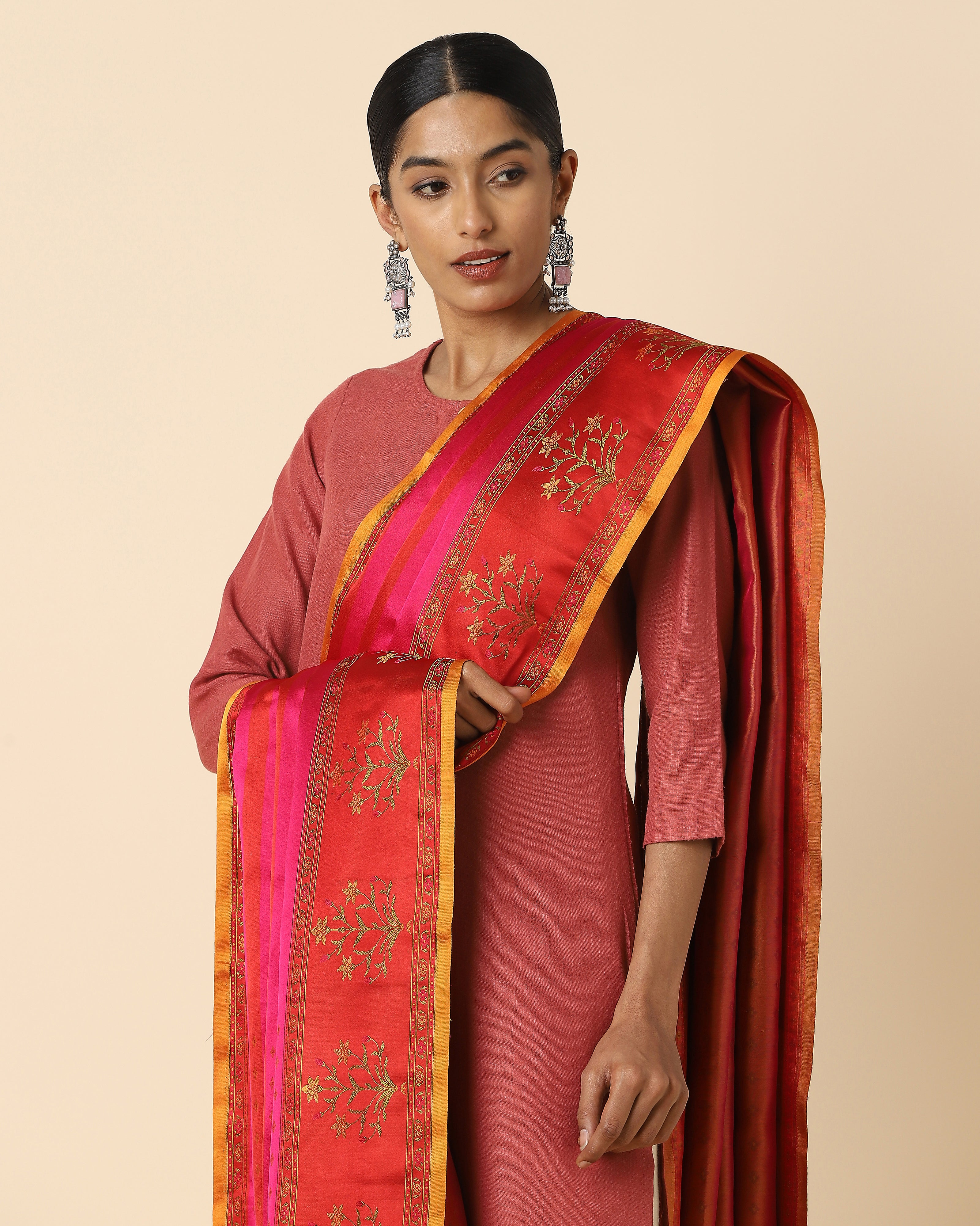 Ghamza Tanchoi Silk Dupatta