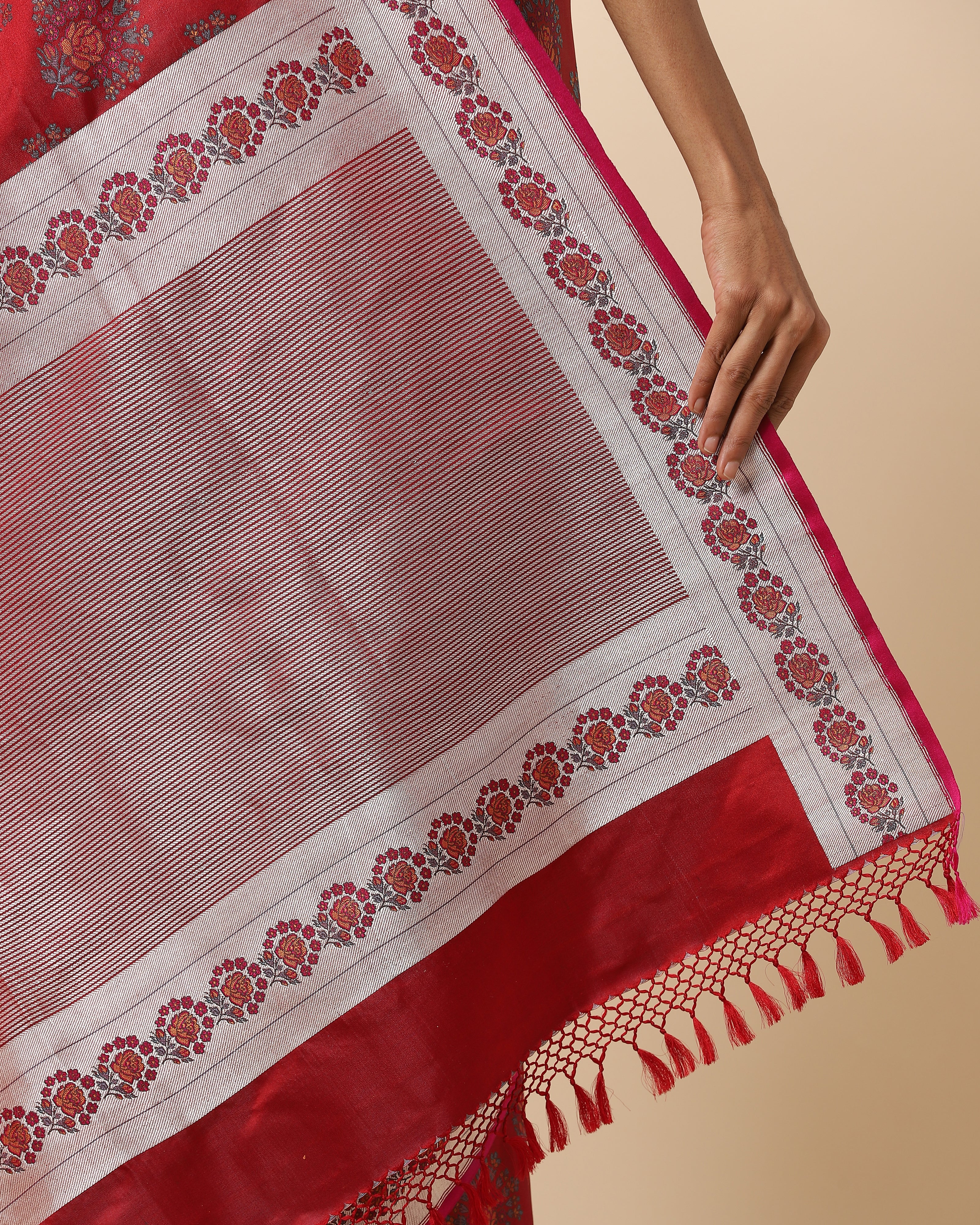 Trella Tanchoi Silk Saree