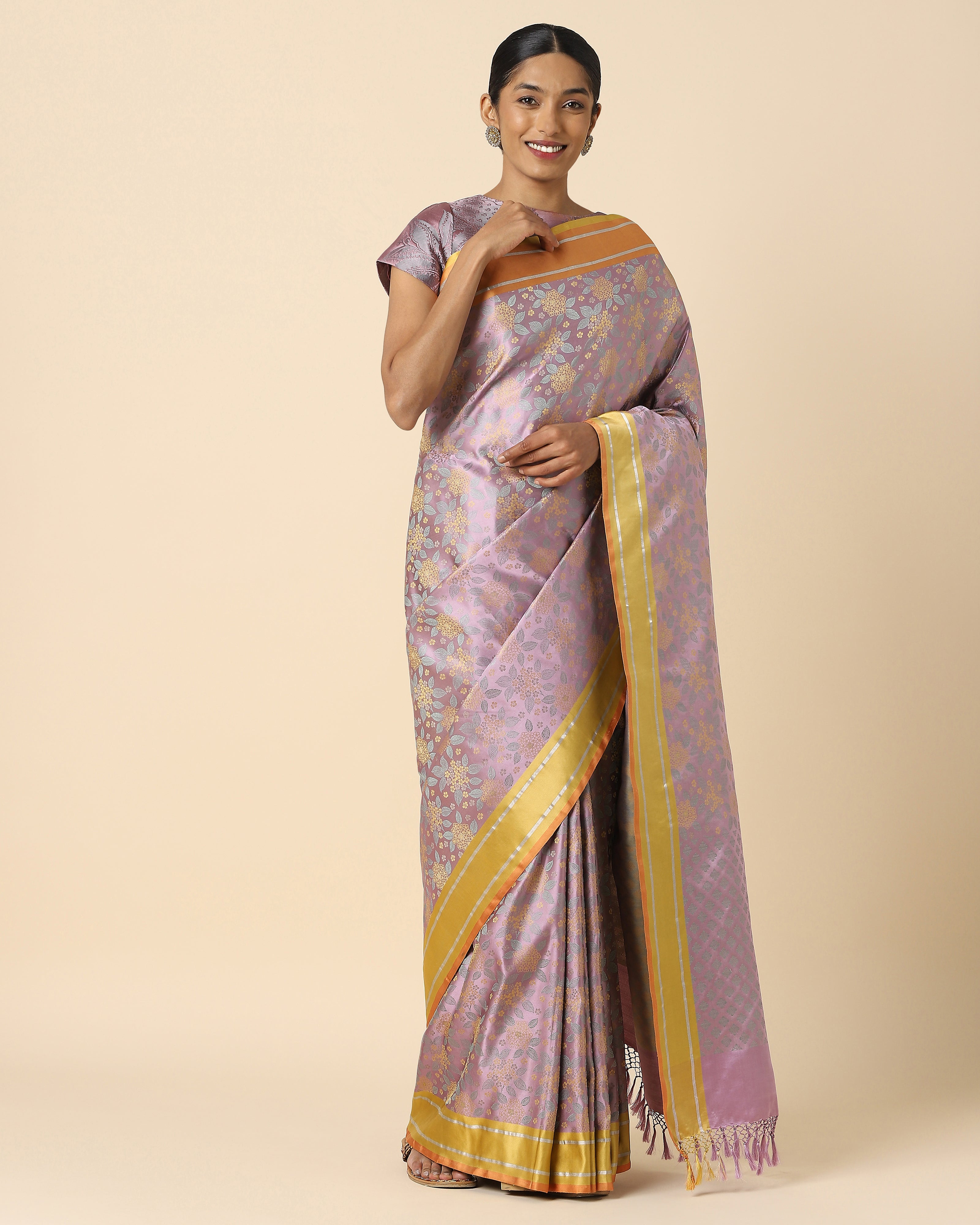 Ganikaa Tanchoi Silk Saree