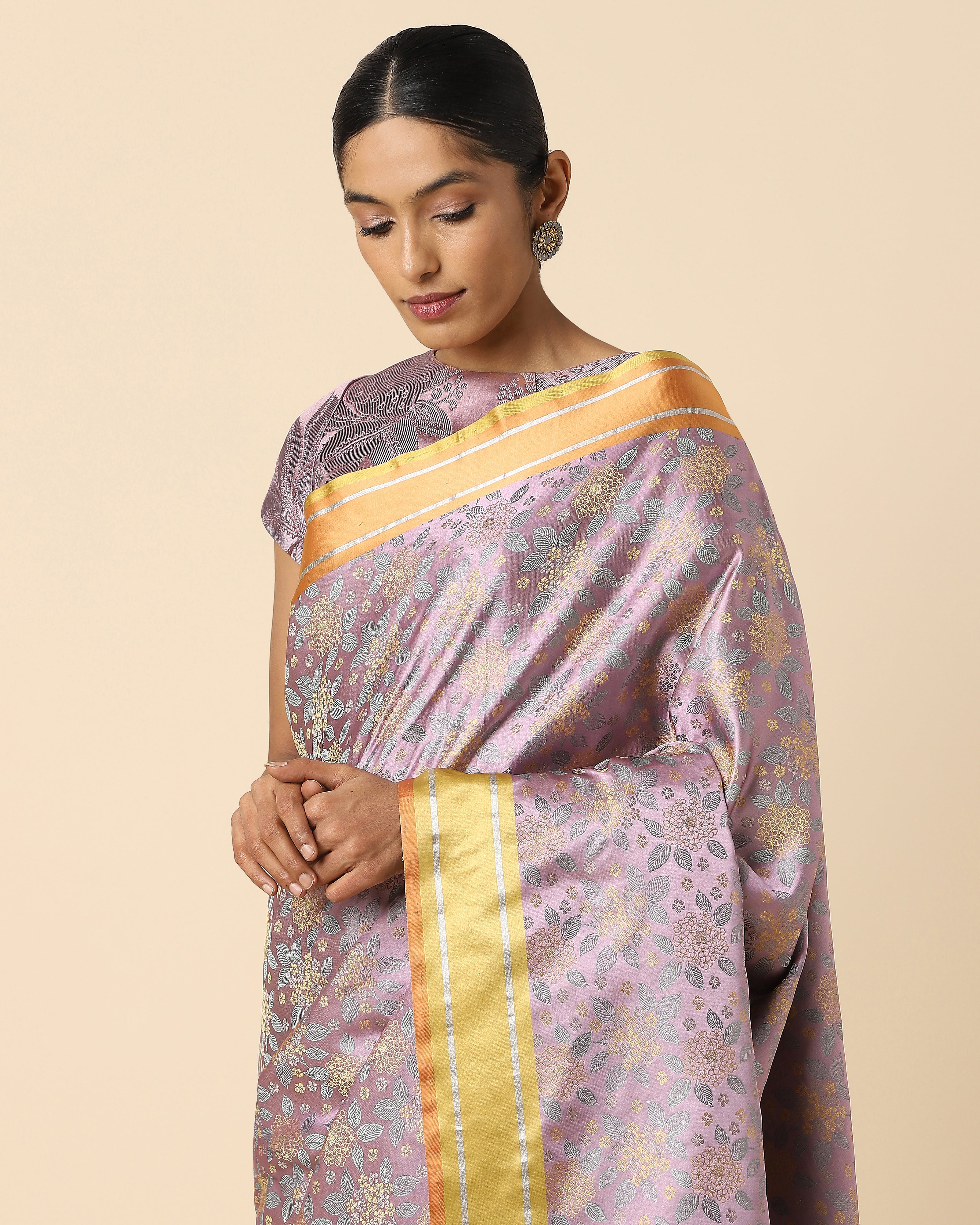 Ganikaa Tanchoi Silk Saree