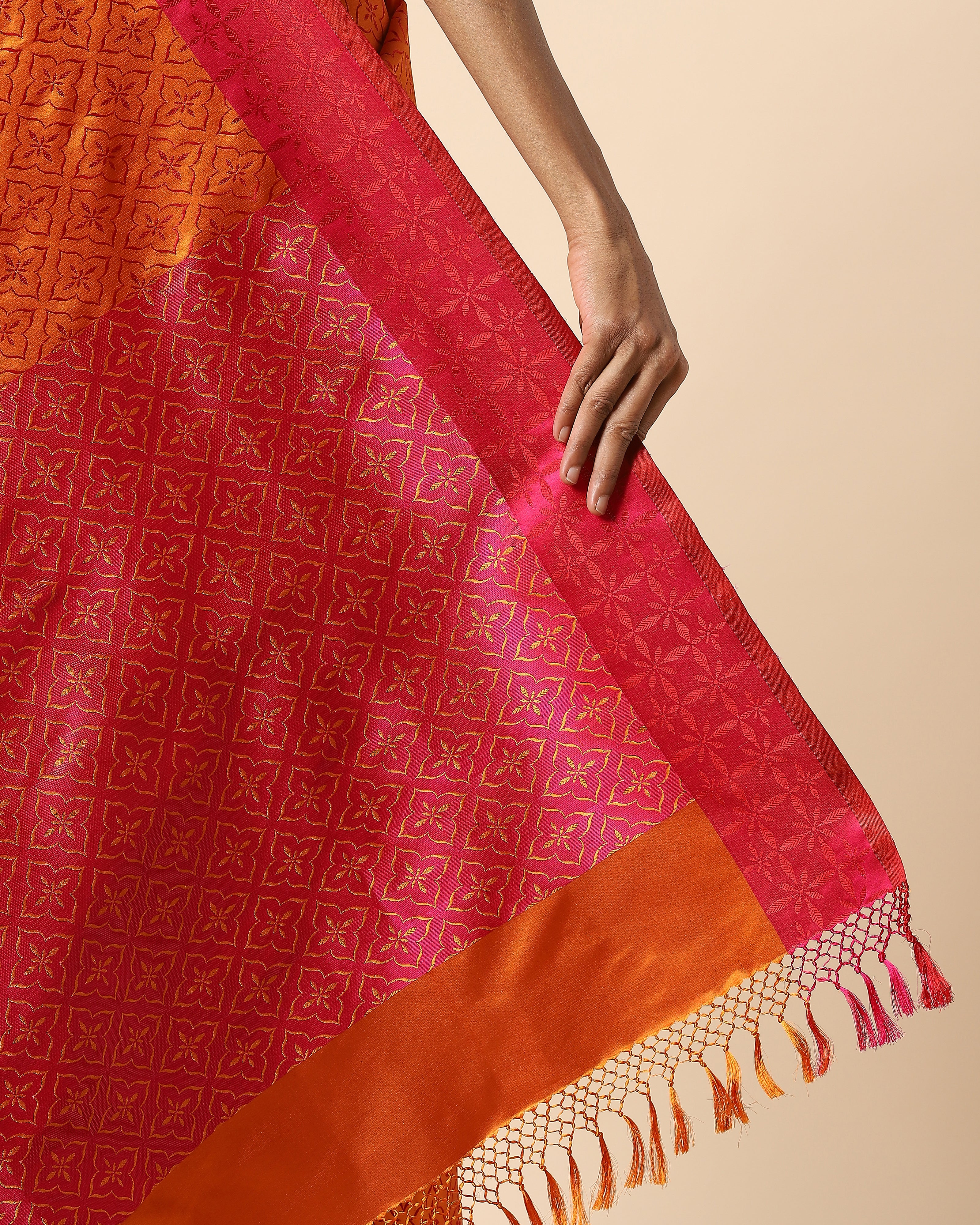 Uzma Tanchoi Silk Saree