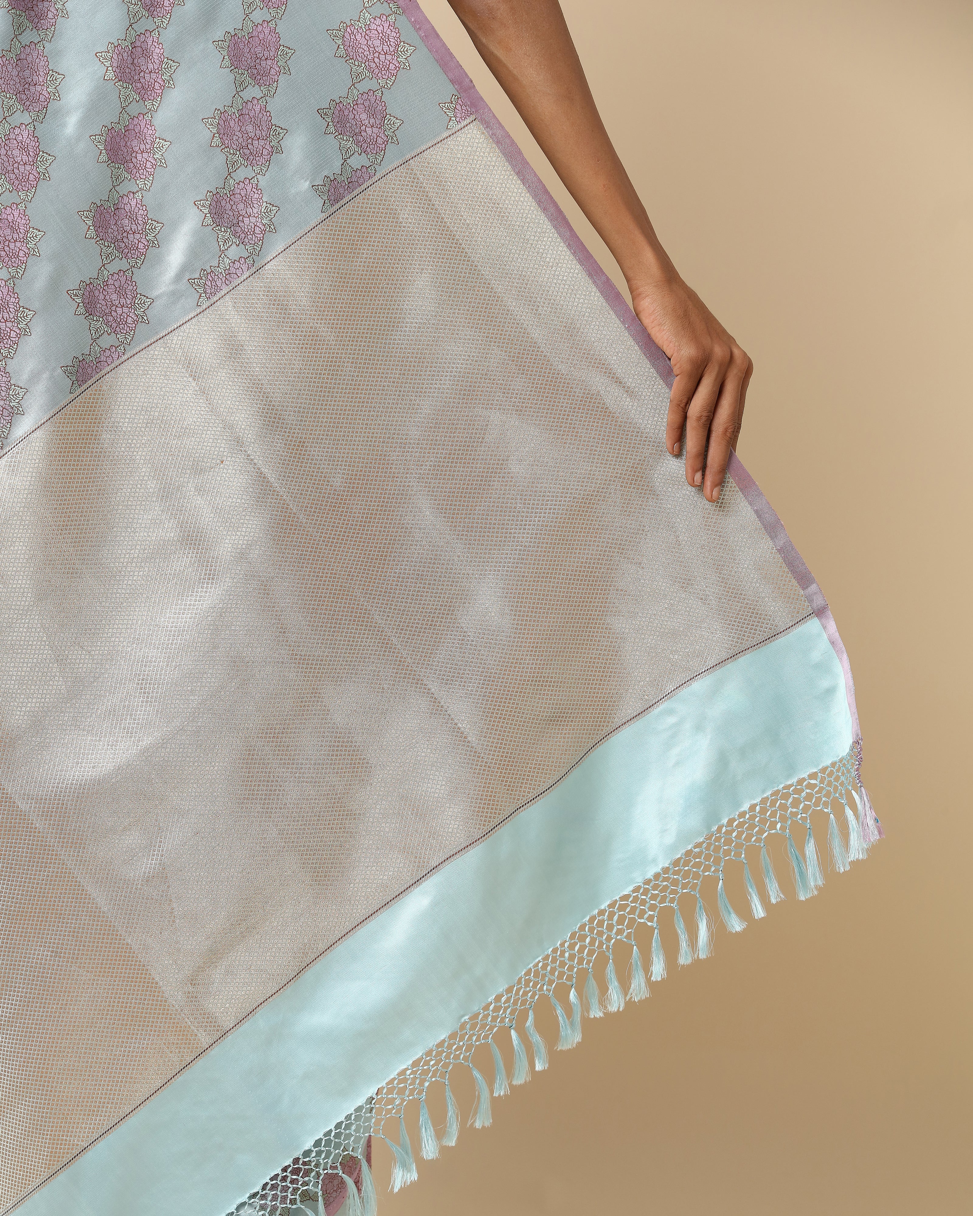 Rupsha Tanchoi Silk Saree