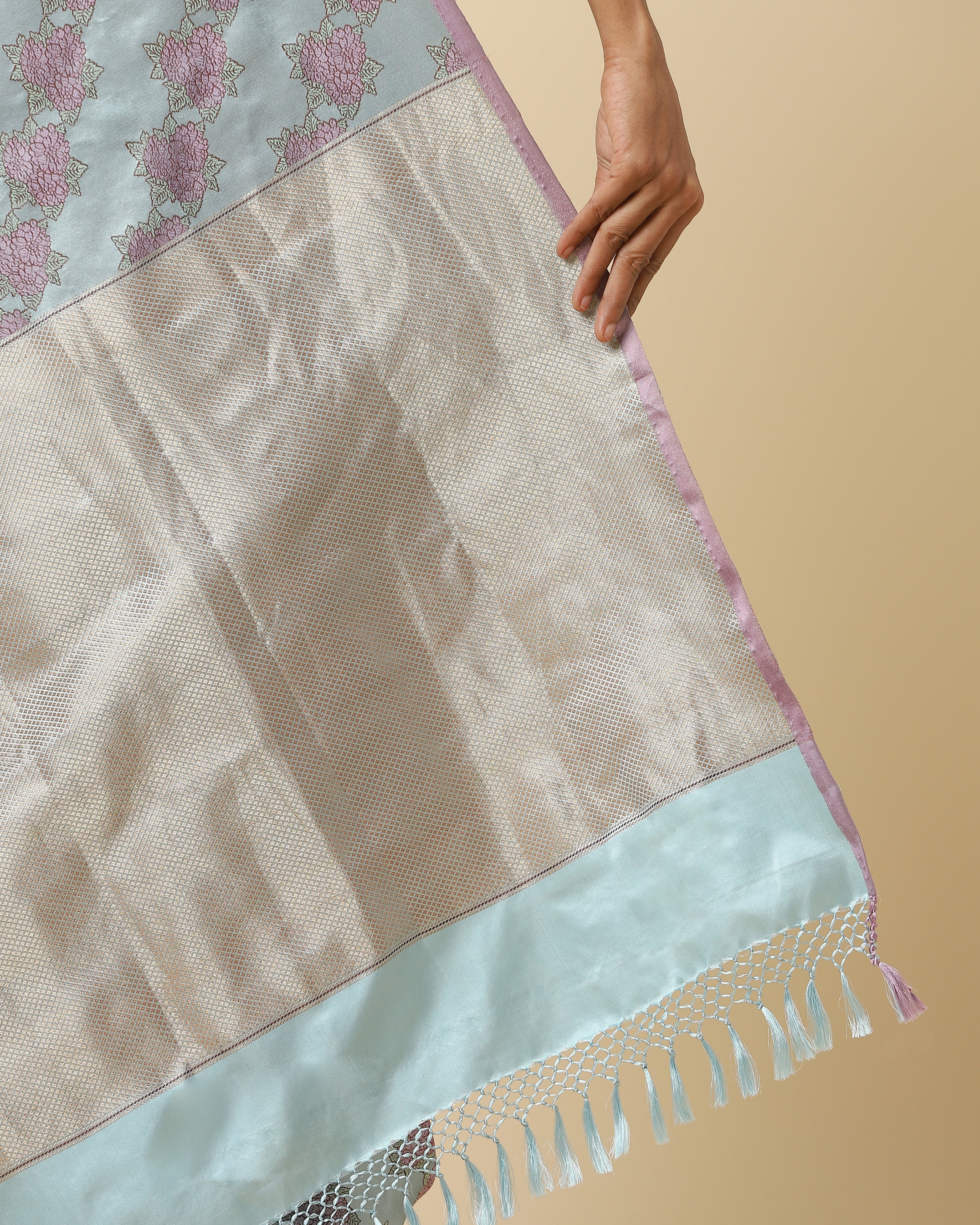 Rupsha Tanchoi Silk Saree