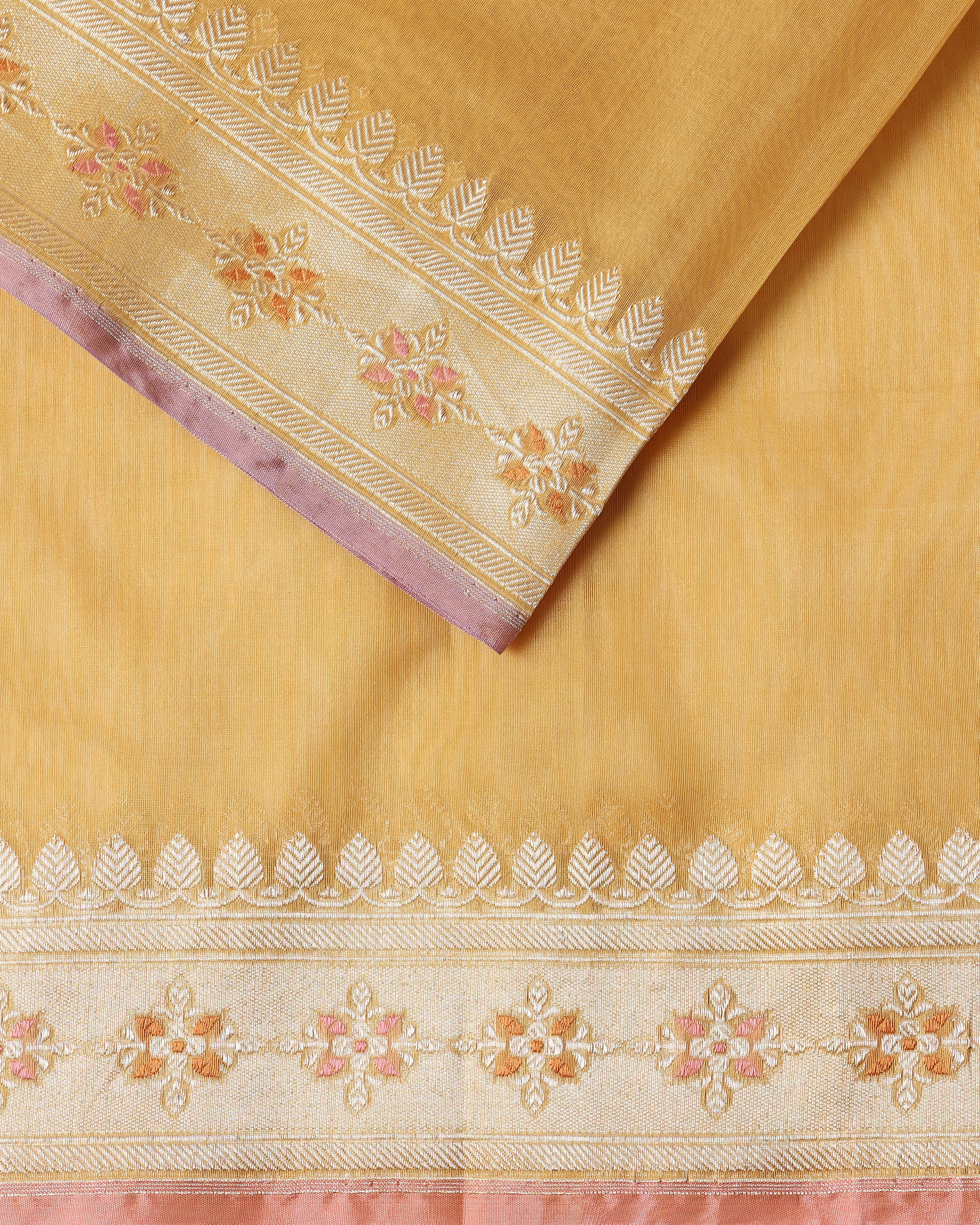 Ambretta Kadwa Silk Cotton Saree